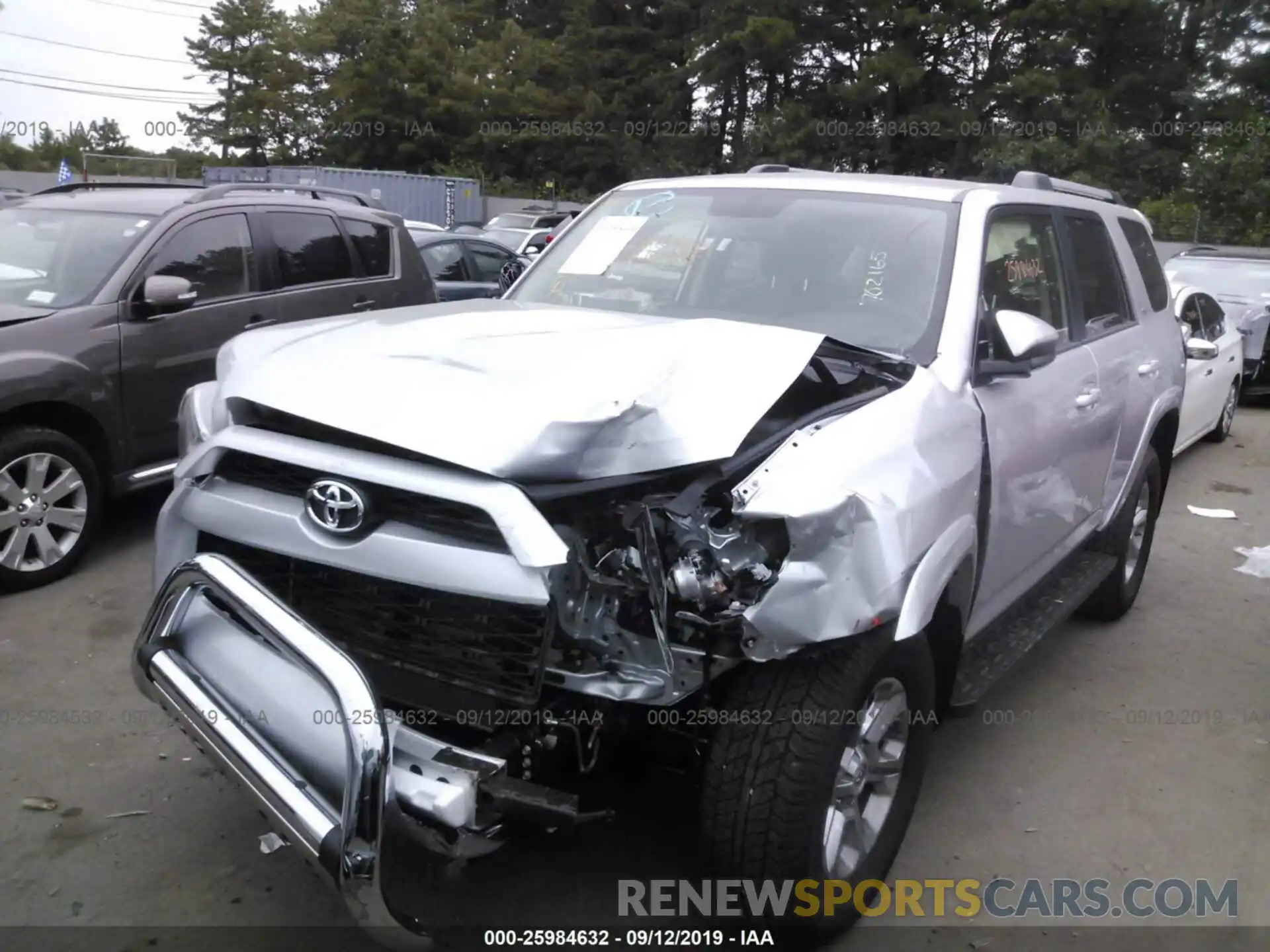 2 Photograph of a damaged car JTEBU5JR0K5702165 TOYOTA 4RUNNER 2019