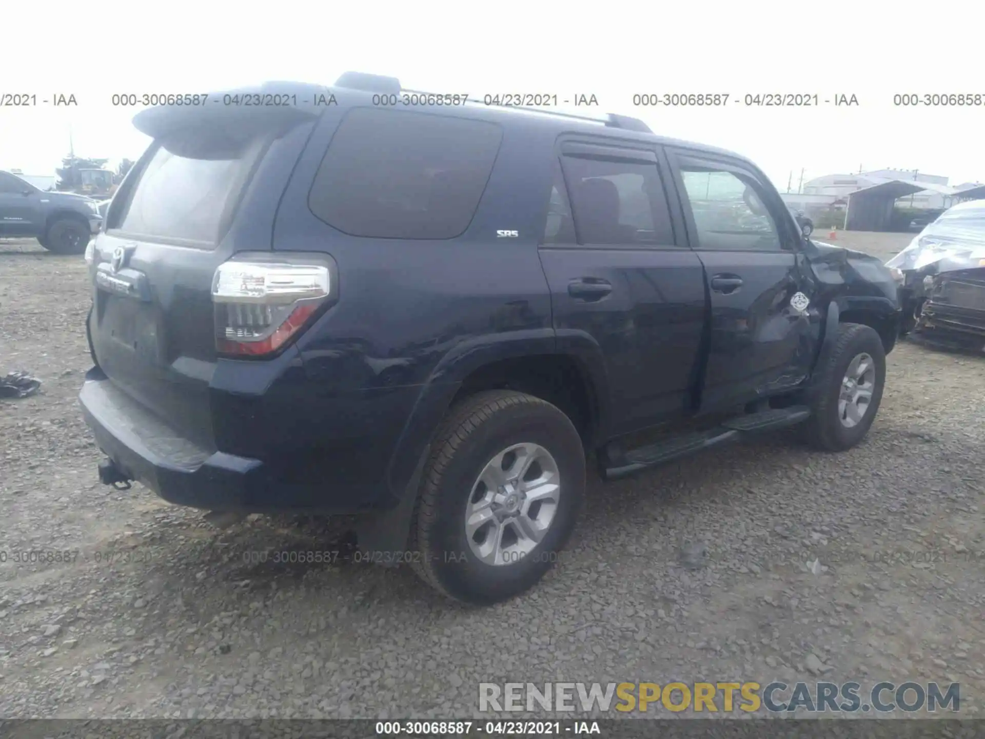 4 Фотография поврежденного автомобиля JTEBU5JR0K5706362 TOYOTA 4RUNNER 2019