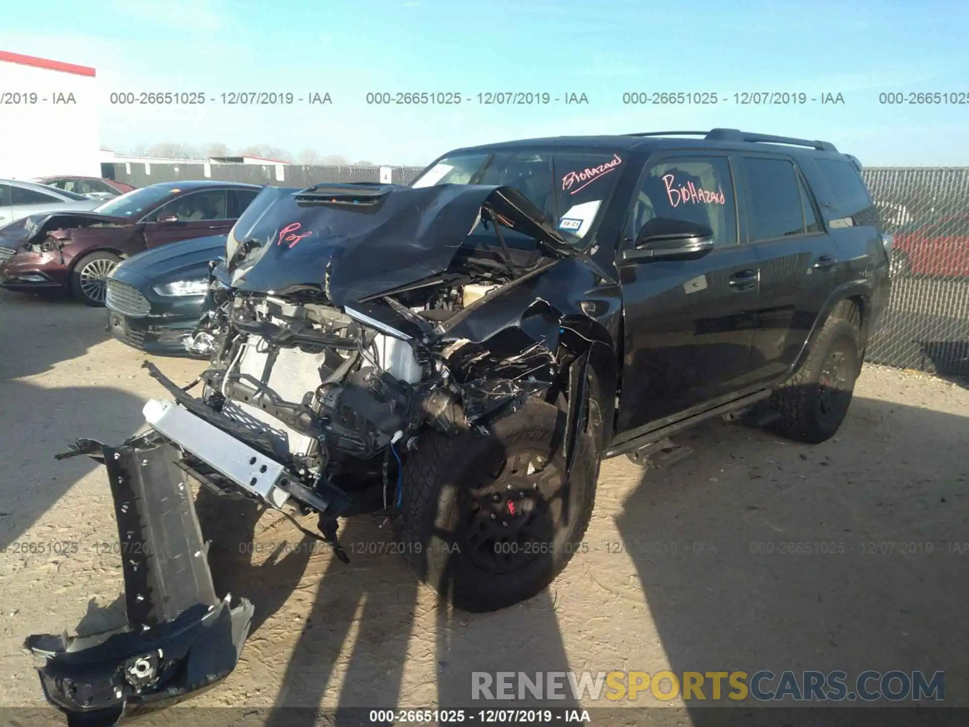 2 Photograph of a damaged car JTEBU5JR0K5706779 TOYOTA 4RUNNER 2019