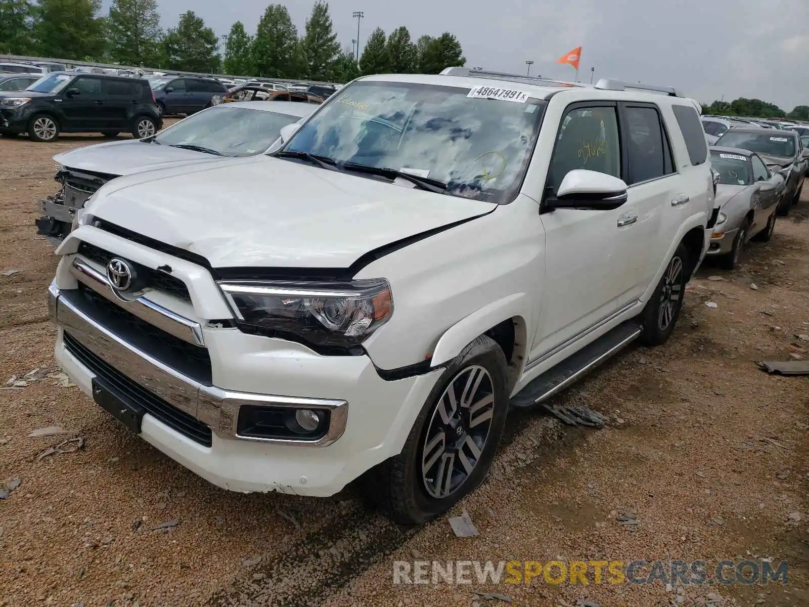 2 Фотография поврежденного автомобиля JTEBU5JR0K5712002 TOYOTA 4RUNNER 2019