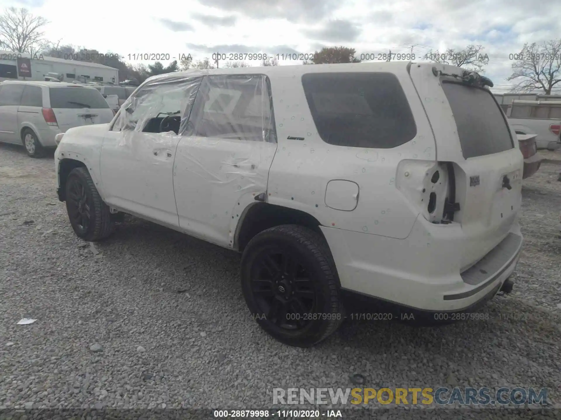 3 Фотография поврежденного автомобиля JTEBU5JR0K5713862 TOYOTA 4RUNNER 2019