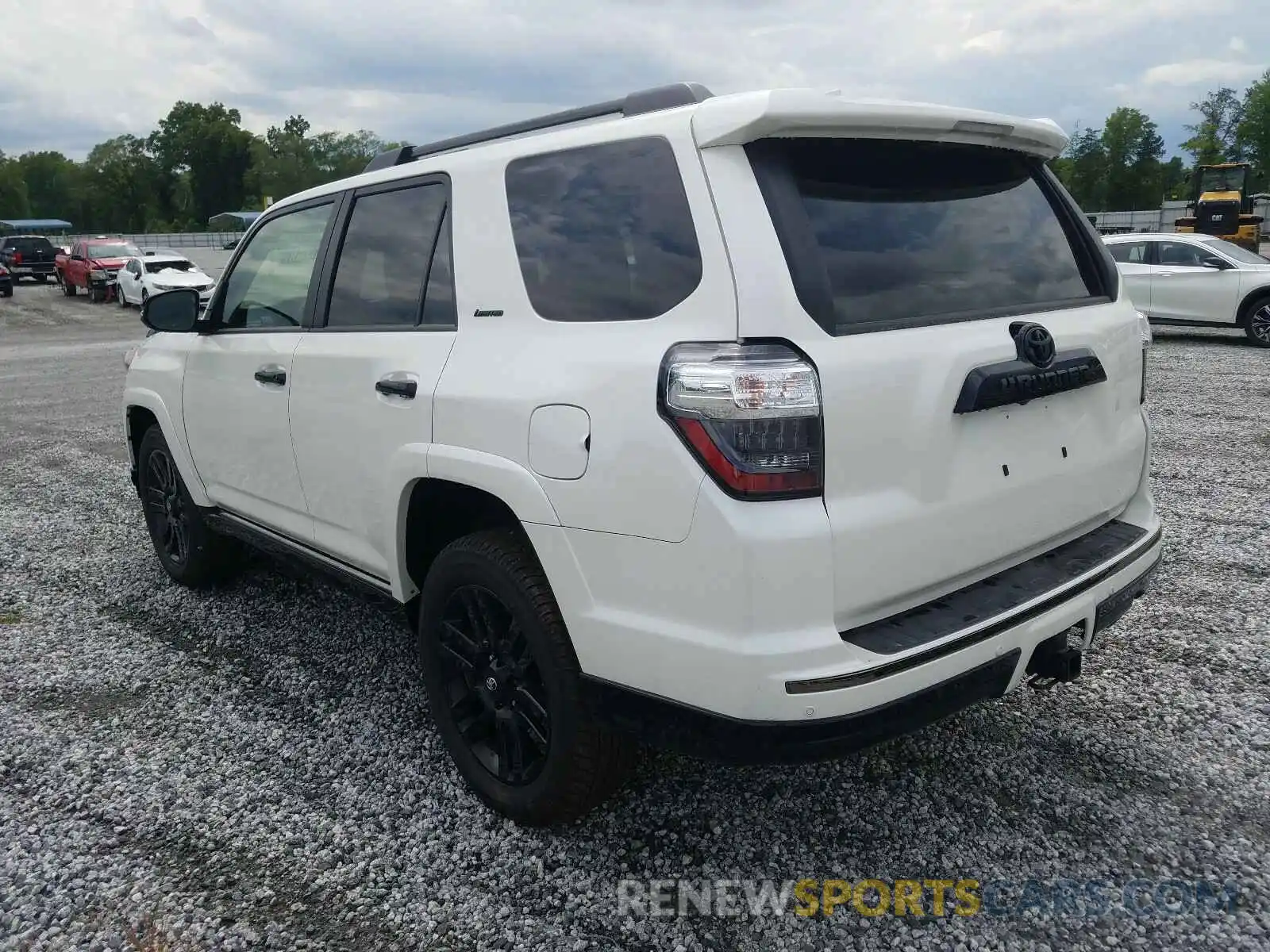 3 Фотография поврежденного автомобиля JTEBU5JR0K5716325 TOYOTA 4RUNNER 2019