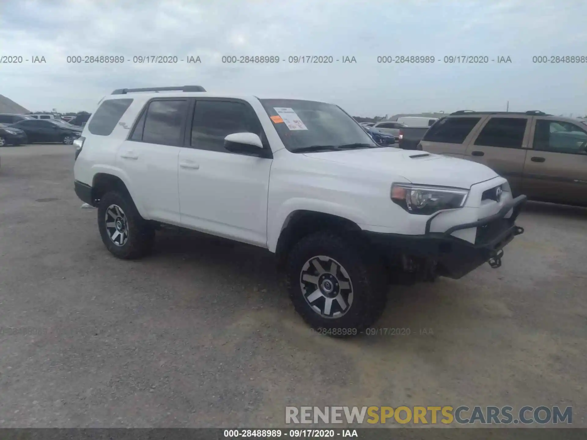 1 Photograph of a damaged car JTEBU5JR0K5718947 TOYOTA 4RUNNER 2019