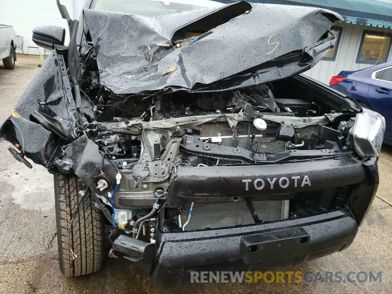 9 Photograph of a damaged car JTEBU5JR0K5721508 TOYOTA 4RUNNER 2019