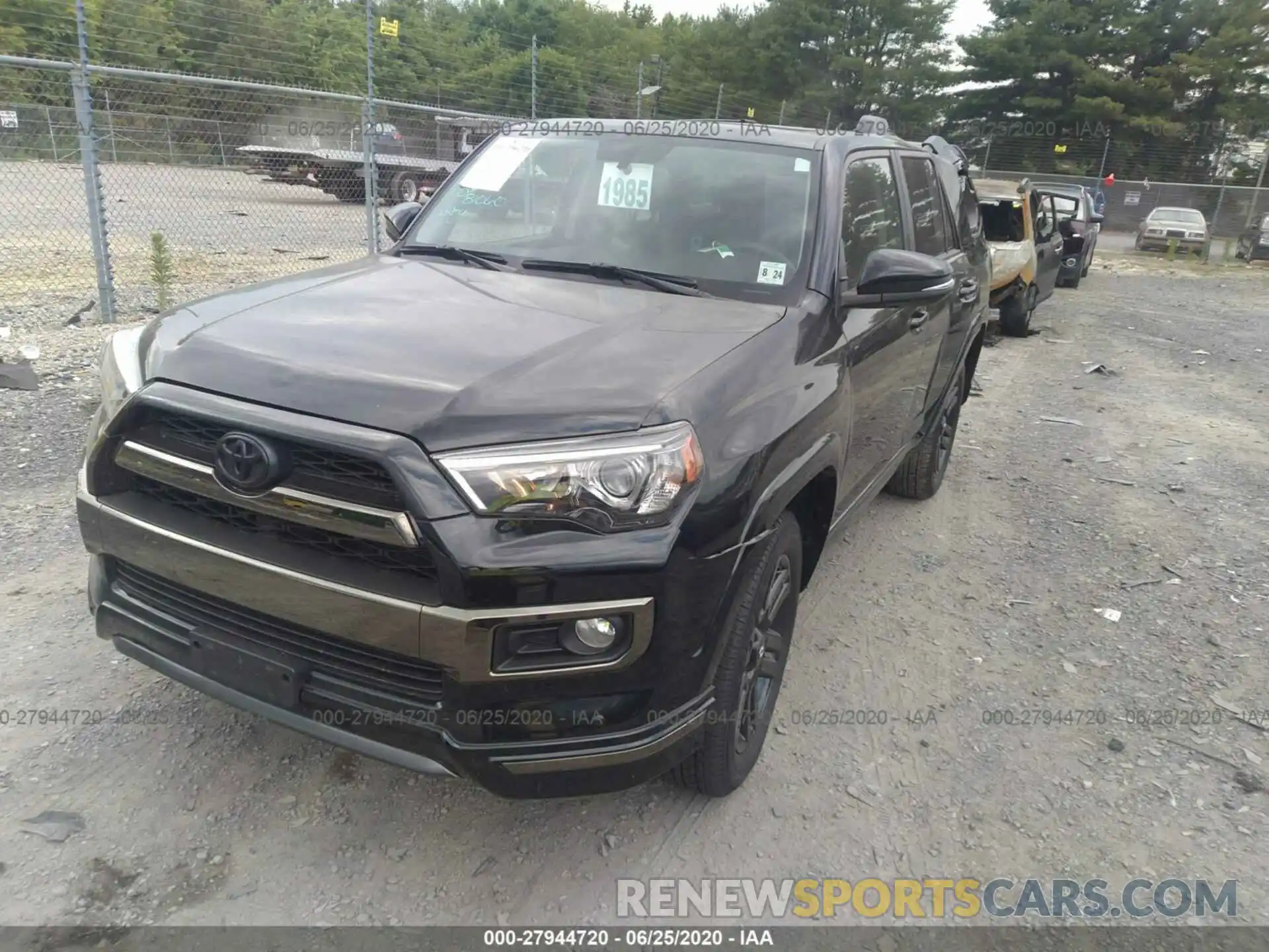 2 Photograph of a damaged car JTEBU5JR0K5722500 TOYOTA 4RUNNER 2019