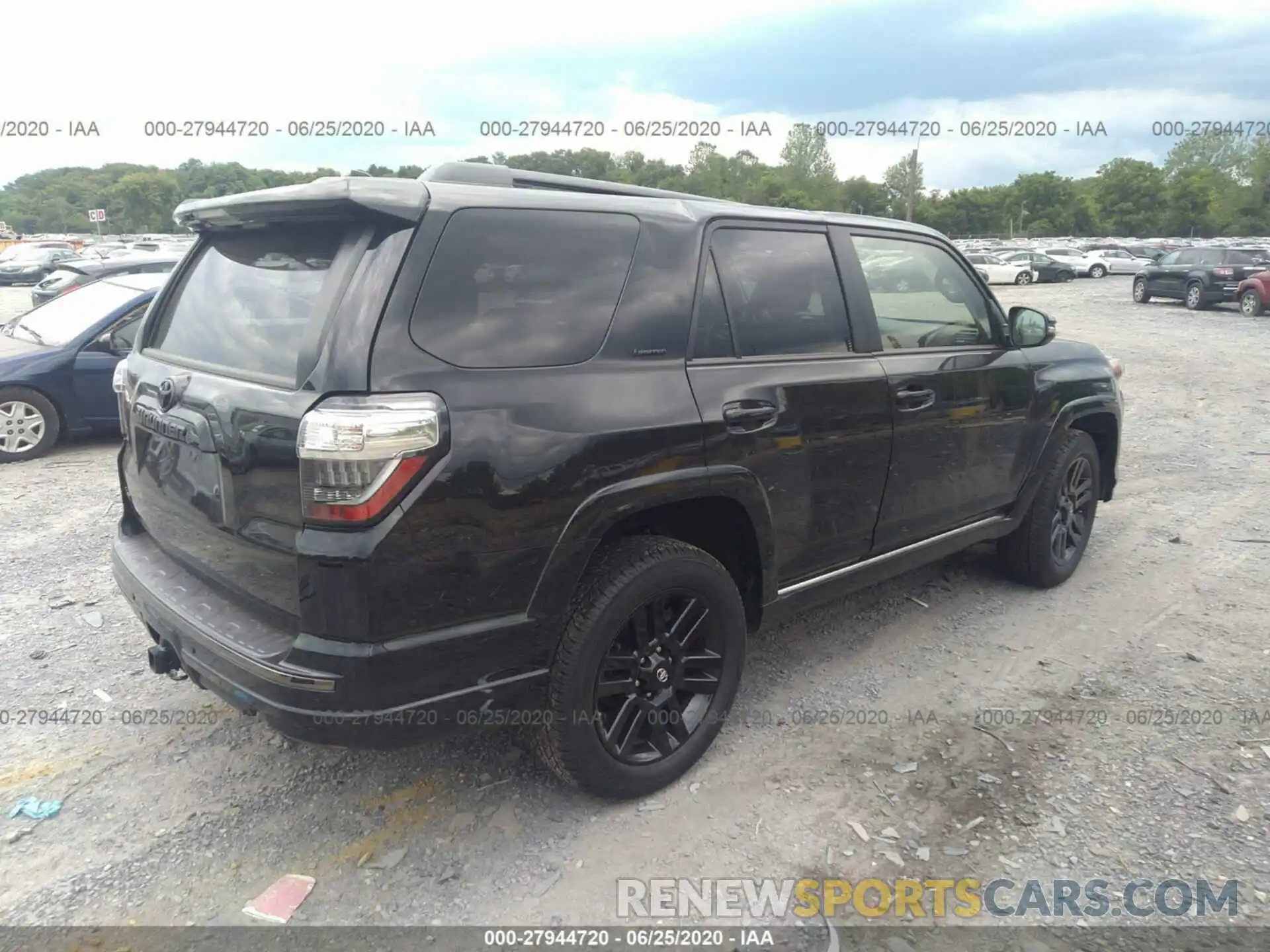 4 Photograph of a damaged car JTEBU5JR0K5722500 TOYOTA 4RUNNER 2019