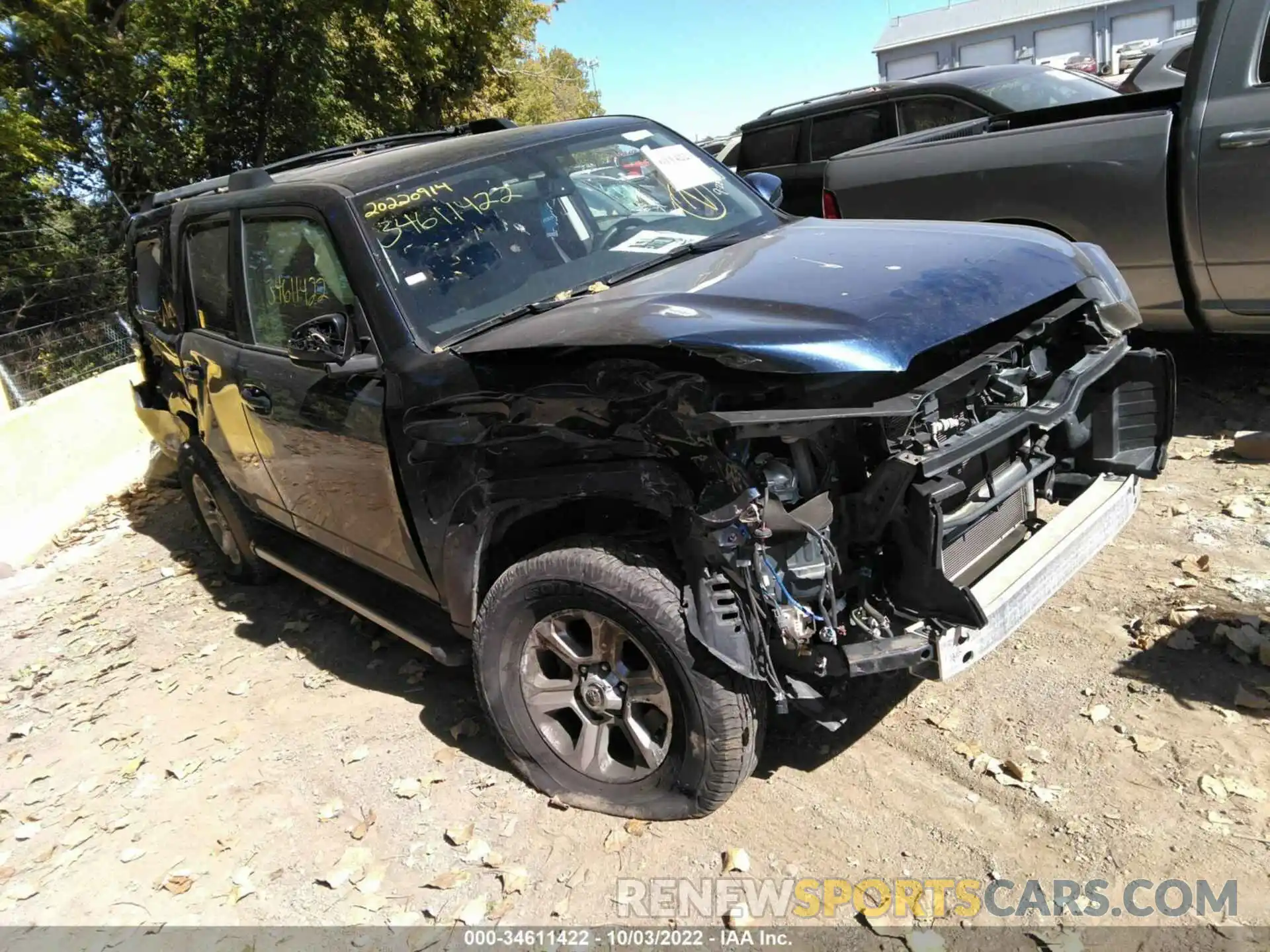 1 Photograph of a damaged car JTEBU5JR0K5725722 TOYOTA 4RUNNER 2019