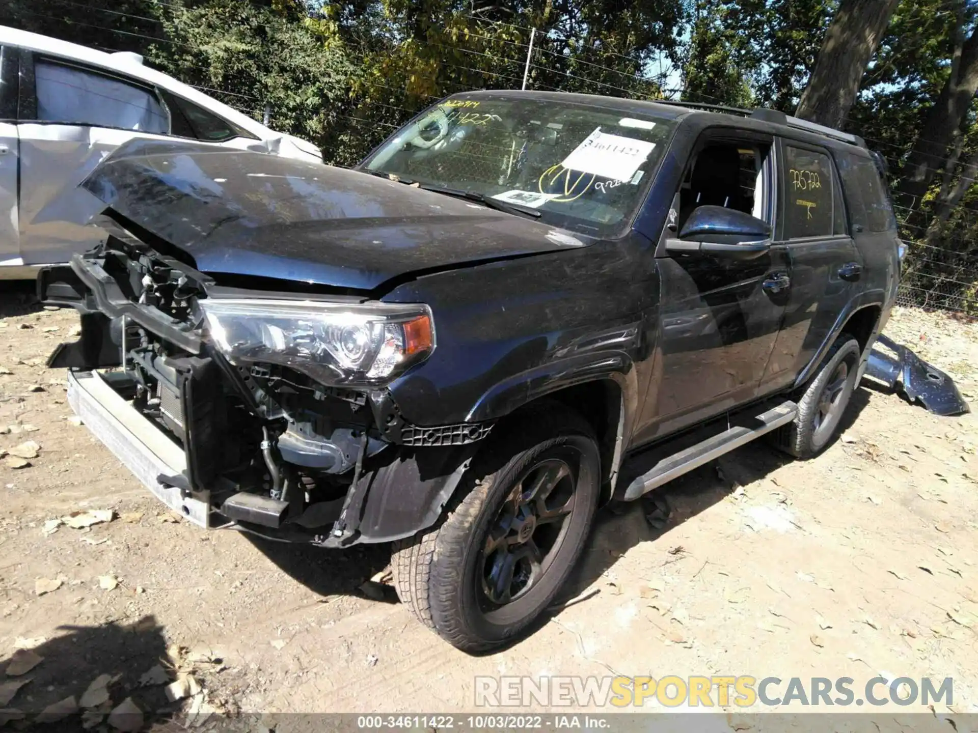 2 Photograph of a damaged car JTEBU5JR0K5725722 TOYOTA 4RUNNER 2019