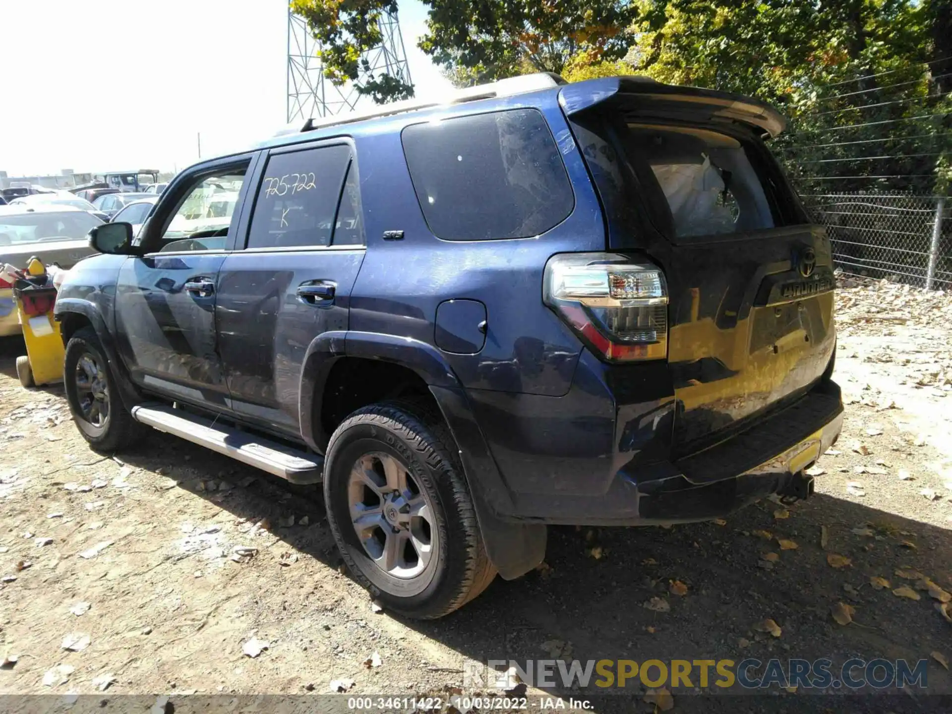 3 Photograph of a damaged car JTEBU5JR0K5725722 TOYOTA 4RUNNER 2019