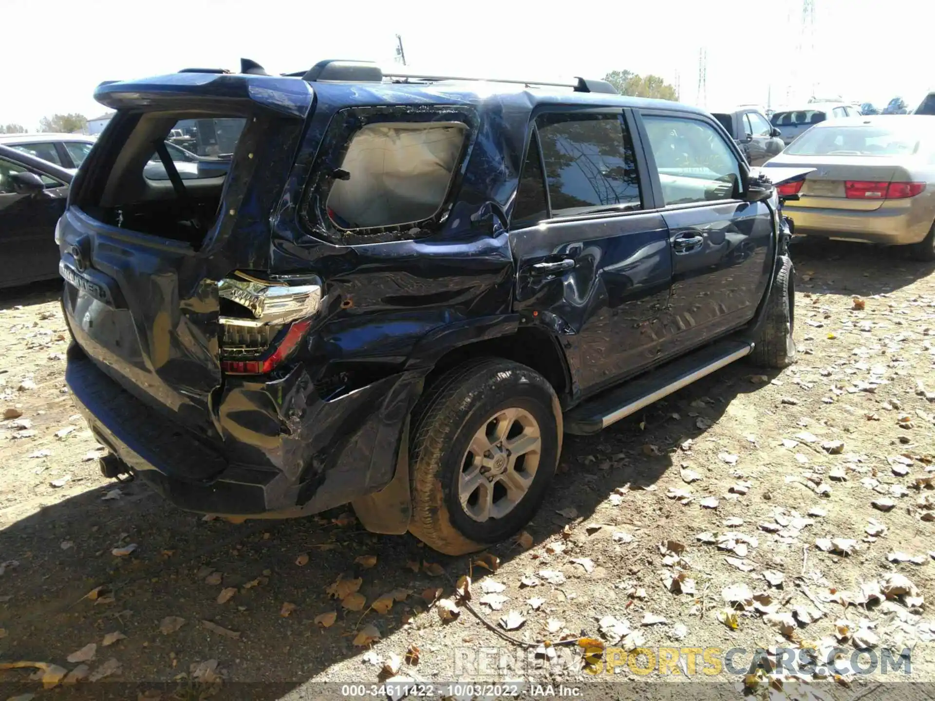 4 Photograph of a damaged car JTEBU5JR0K5725722 TOYOTA 4RUNNER 2019