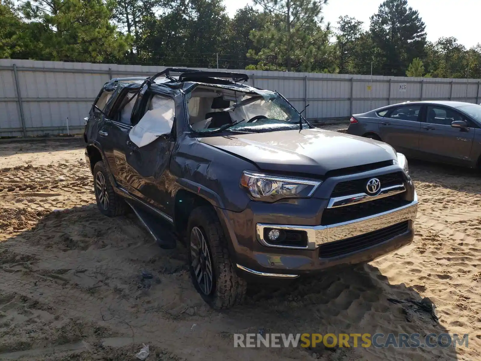 1 Photograph of a damaged car JTEBU5JR0K5725770 TOYOTA 4RUNNER 2019