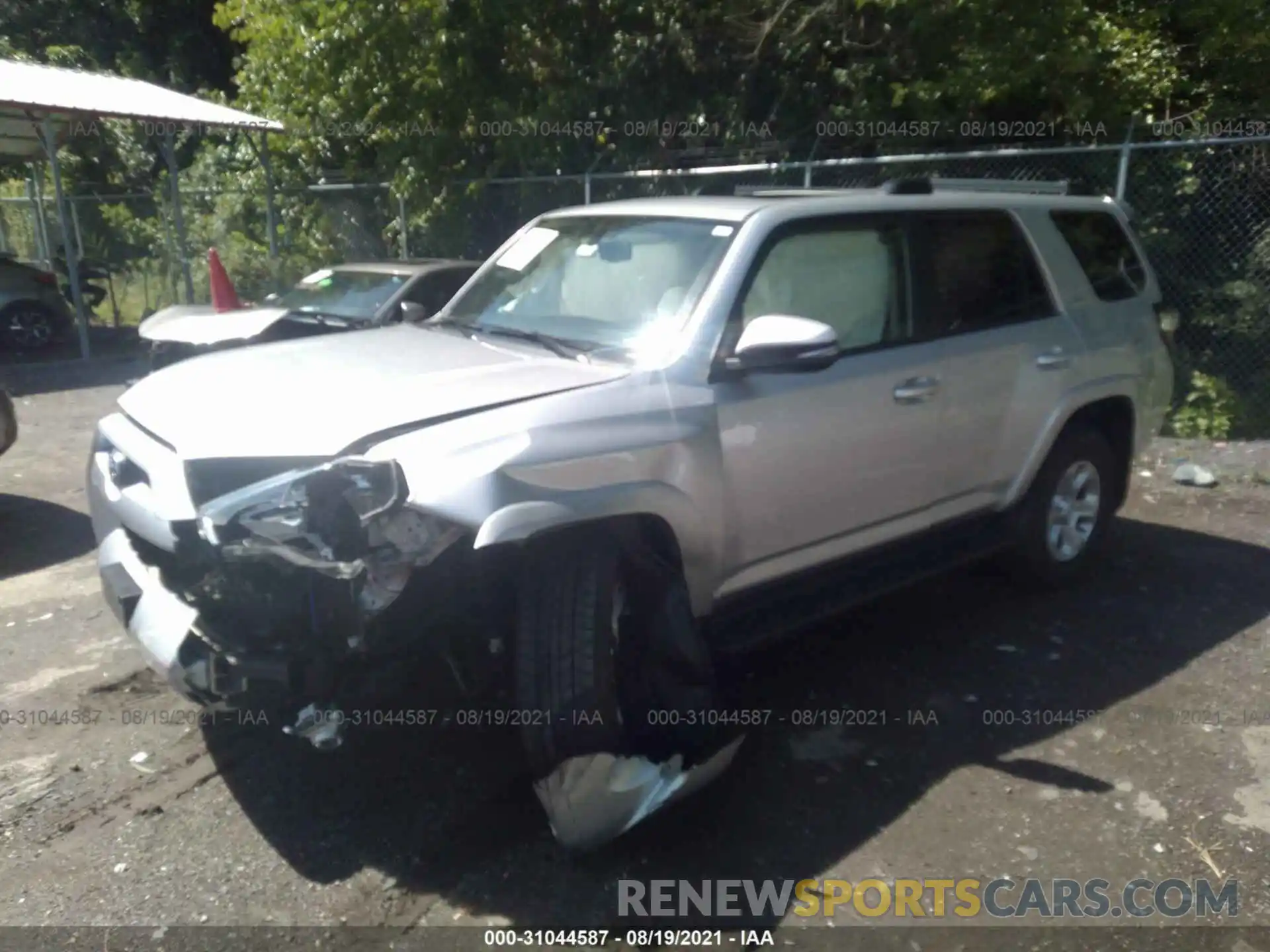 2 Photograph of a damaged car JTEBU5JR0K5725977 TOYOTA 4RUNNER 2019