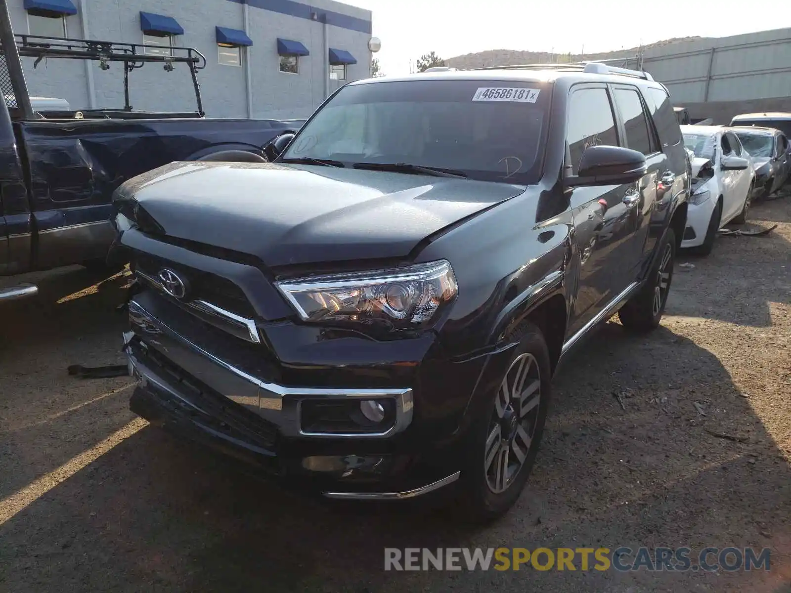 2 Фотография поврежденного автомобиля JTEBU5JR0K5728619 TOYOTA 4RUNNER 2019