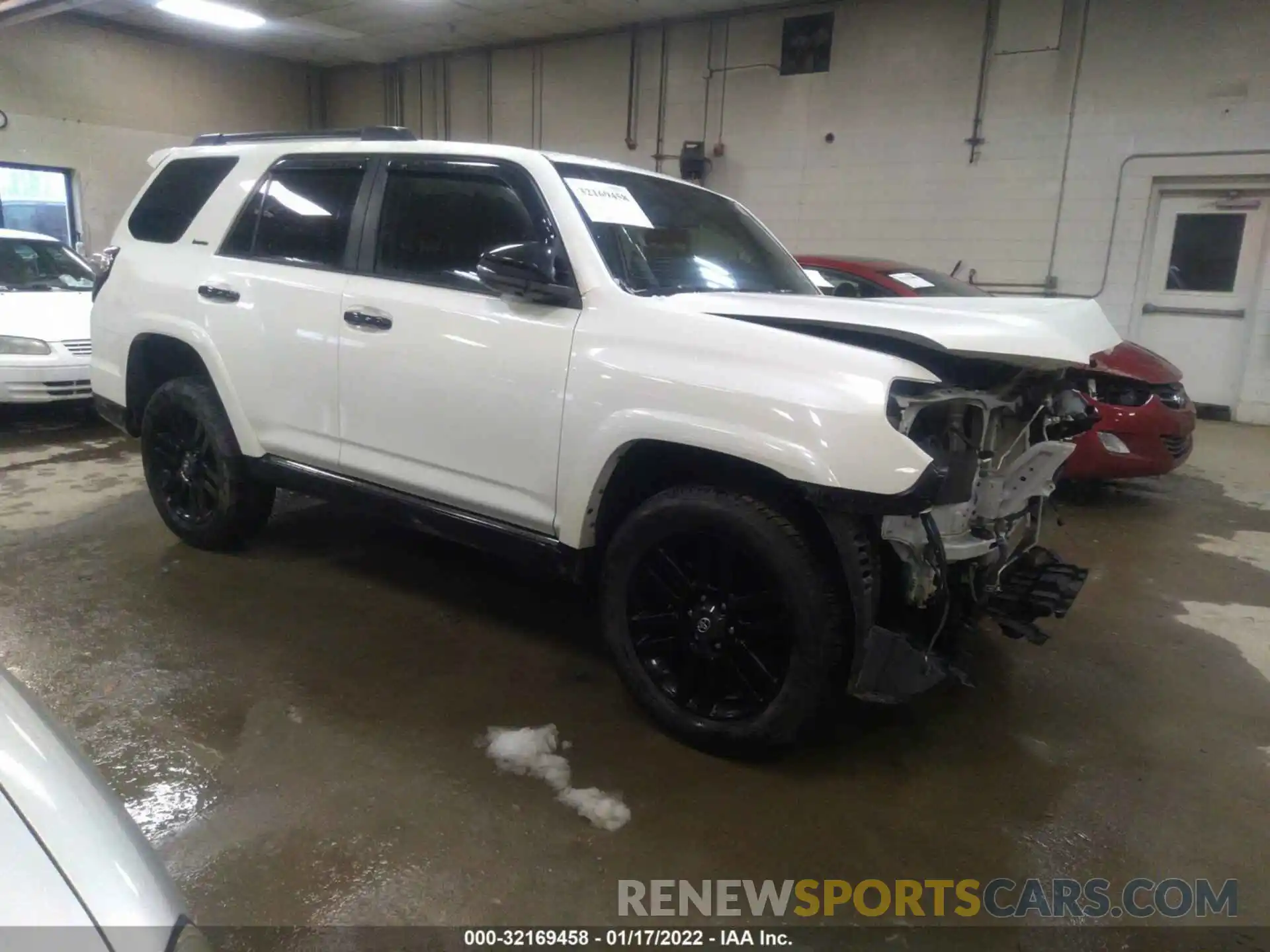 1 Photograph of a damaged car JTEBU5JR0K5729544 TOYOTA 4RUNNER 2019