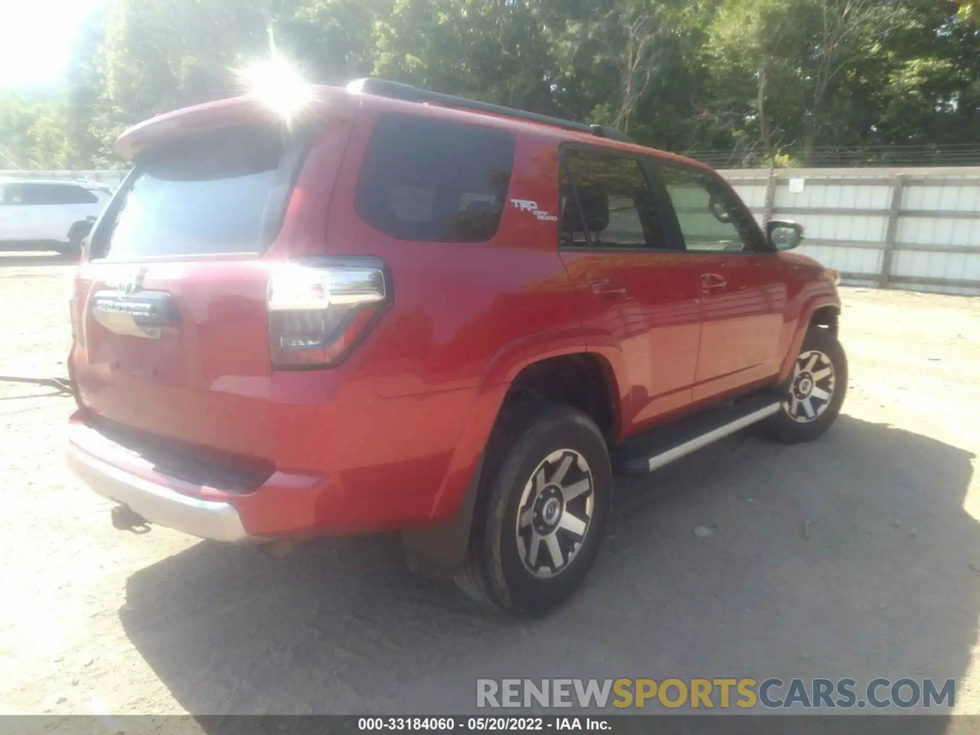 4 Photograph of a damaged car JTEBU5JR0K5731147 TOYOTA 4RUNNER 2019