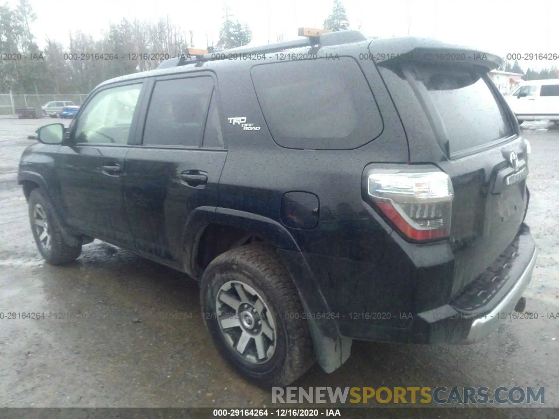 3 Фотография поврежденного автомобиля JTEBU5JR0K5733139 TOYOTA 4RUNNER 2019