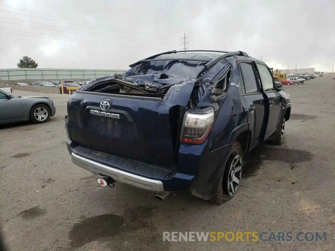 4 Фотография поврежденного автомобиля JTEBU5JR0K5734419 TOYOTA 4RUNNER 2019