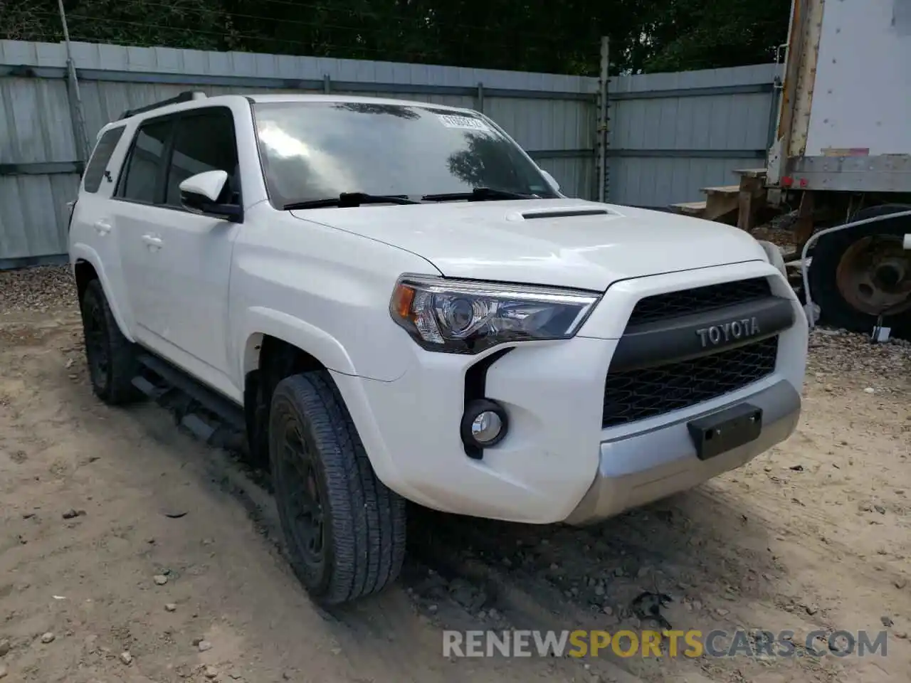 1 Photograph of a damaged car JTEBU5JR1K5612572 TOYOTA 4RUNNER 2019