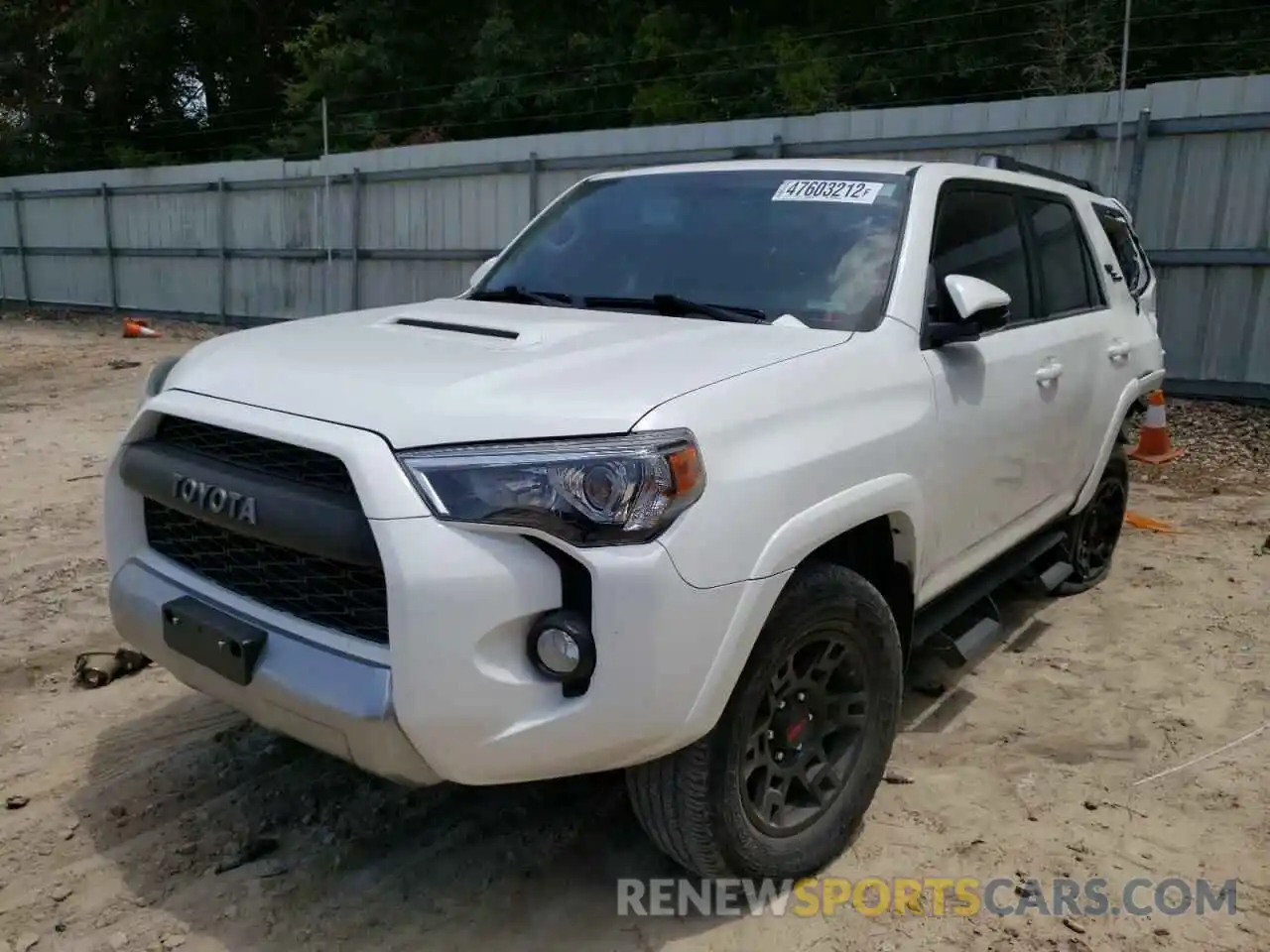 2 Photograph of a damaged car JTEBU5JR1K5612572 TOYOTA 4RUNNER 2019