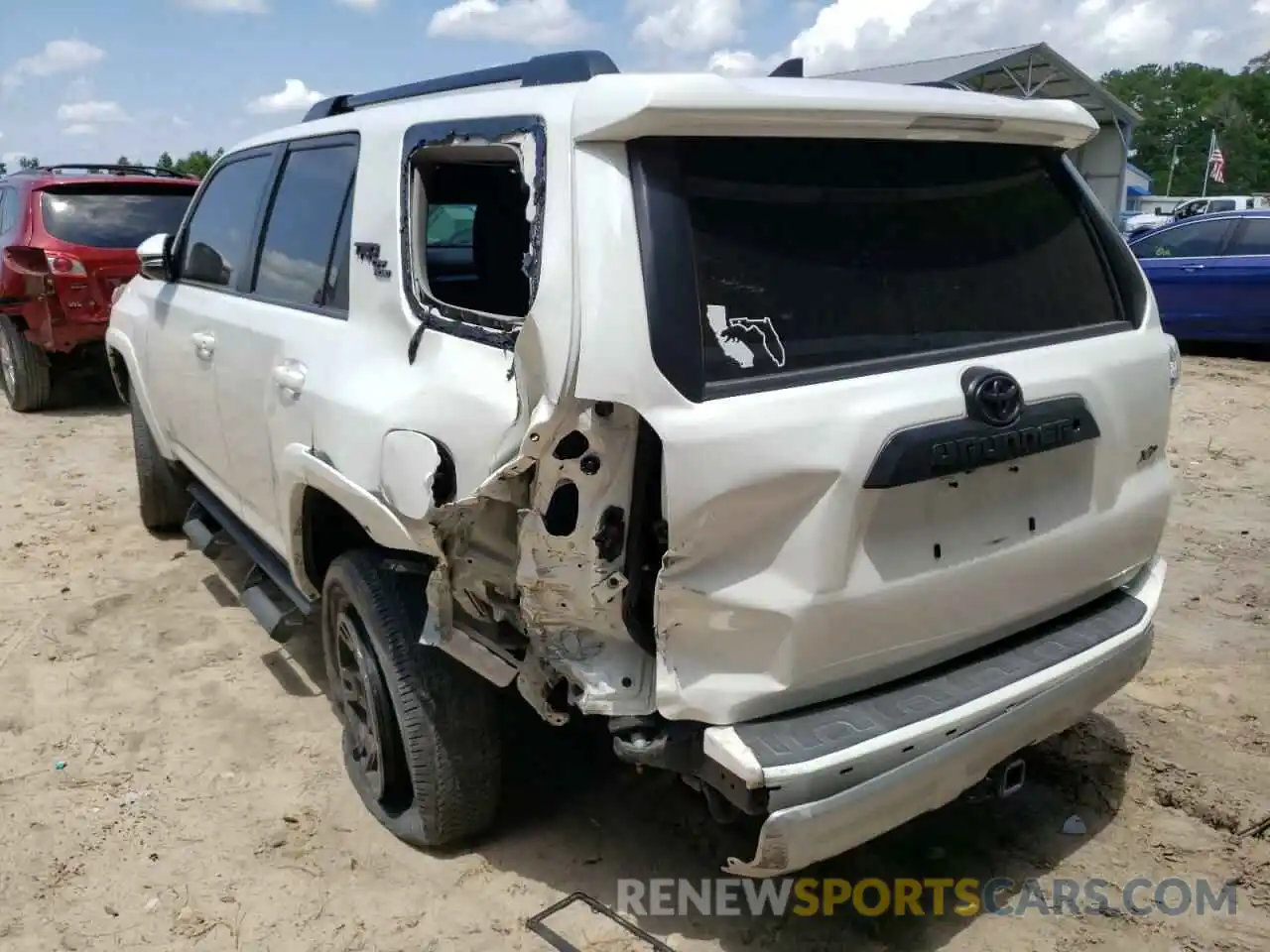 3 Photograph of a damaged car JTEBU5JR1K5612572 TOYOTA 4RUNNER 2019