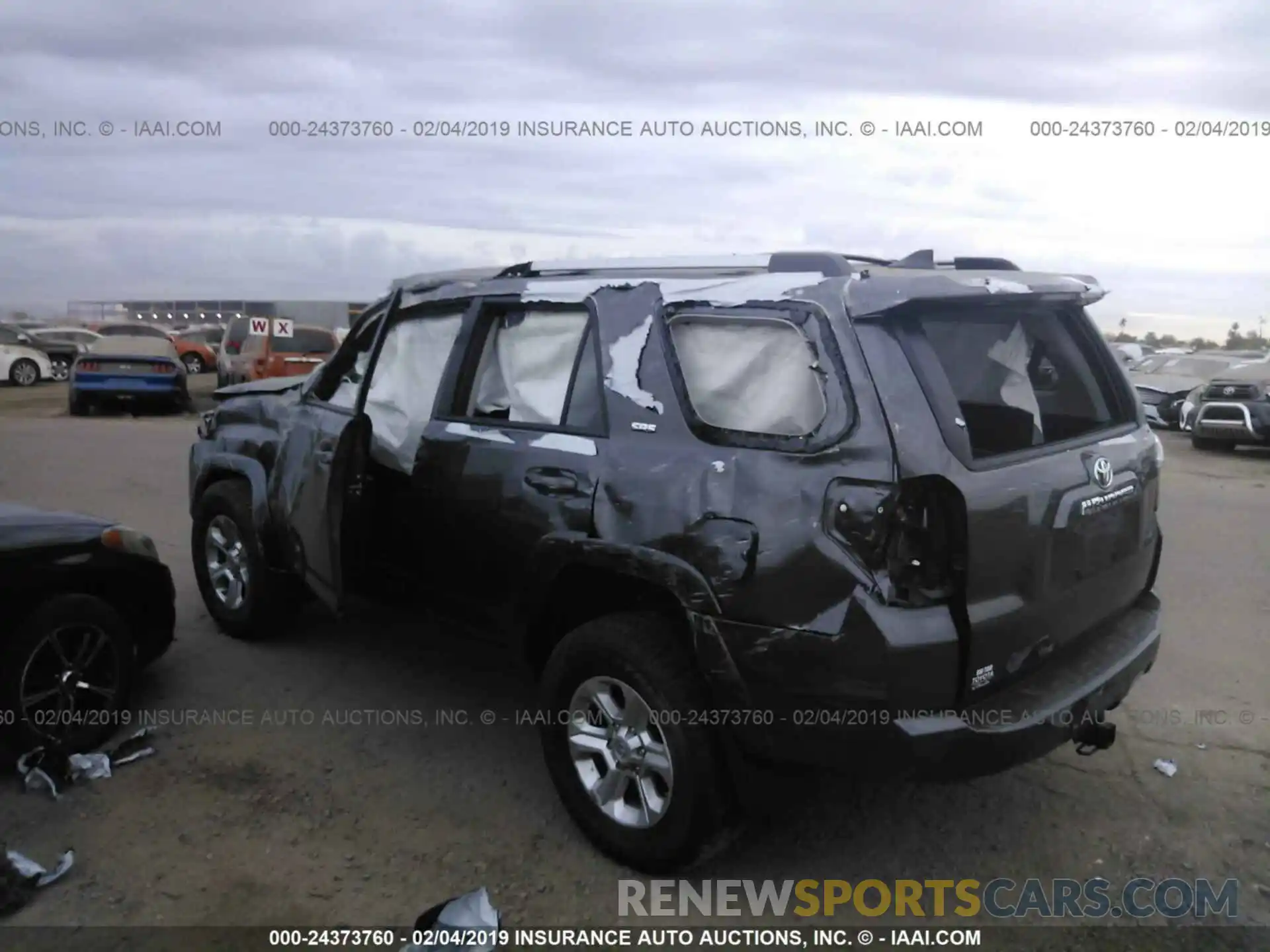 6 Photograph of a damaged car JTEBU5JR1K5613737 TOYOTA 4RUNNER 2019