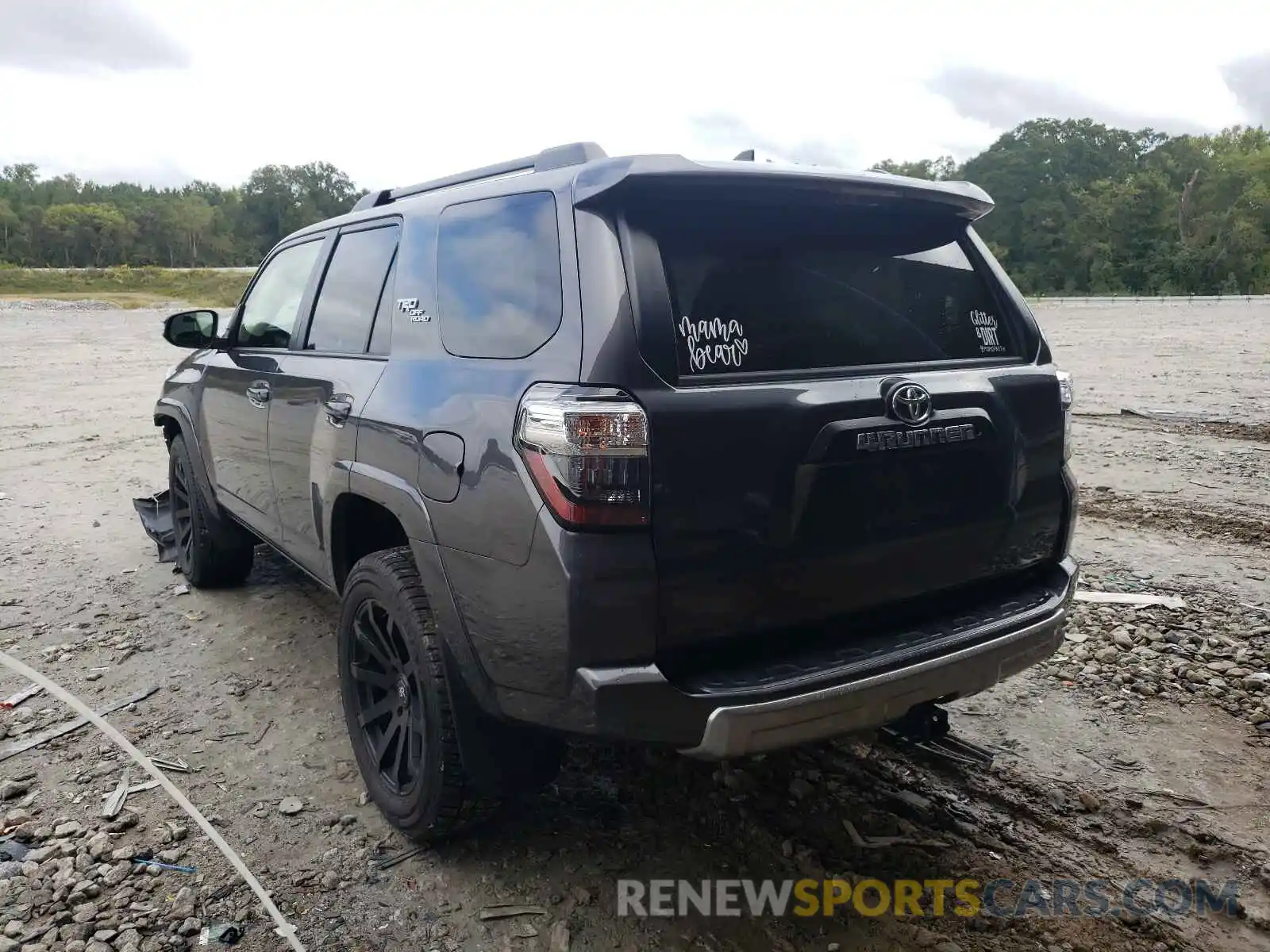 3 Photograph of a damaged car JTEBU5JR1K5613768 TOYOTA 4RUNNER 2019