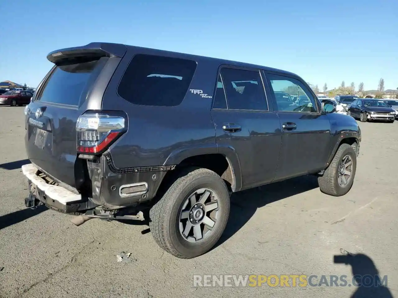 3 Photograph of a damaged car JTEBU5JR1K5615892 TOYOTA 4RUNNER 2019