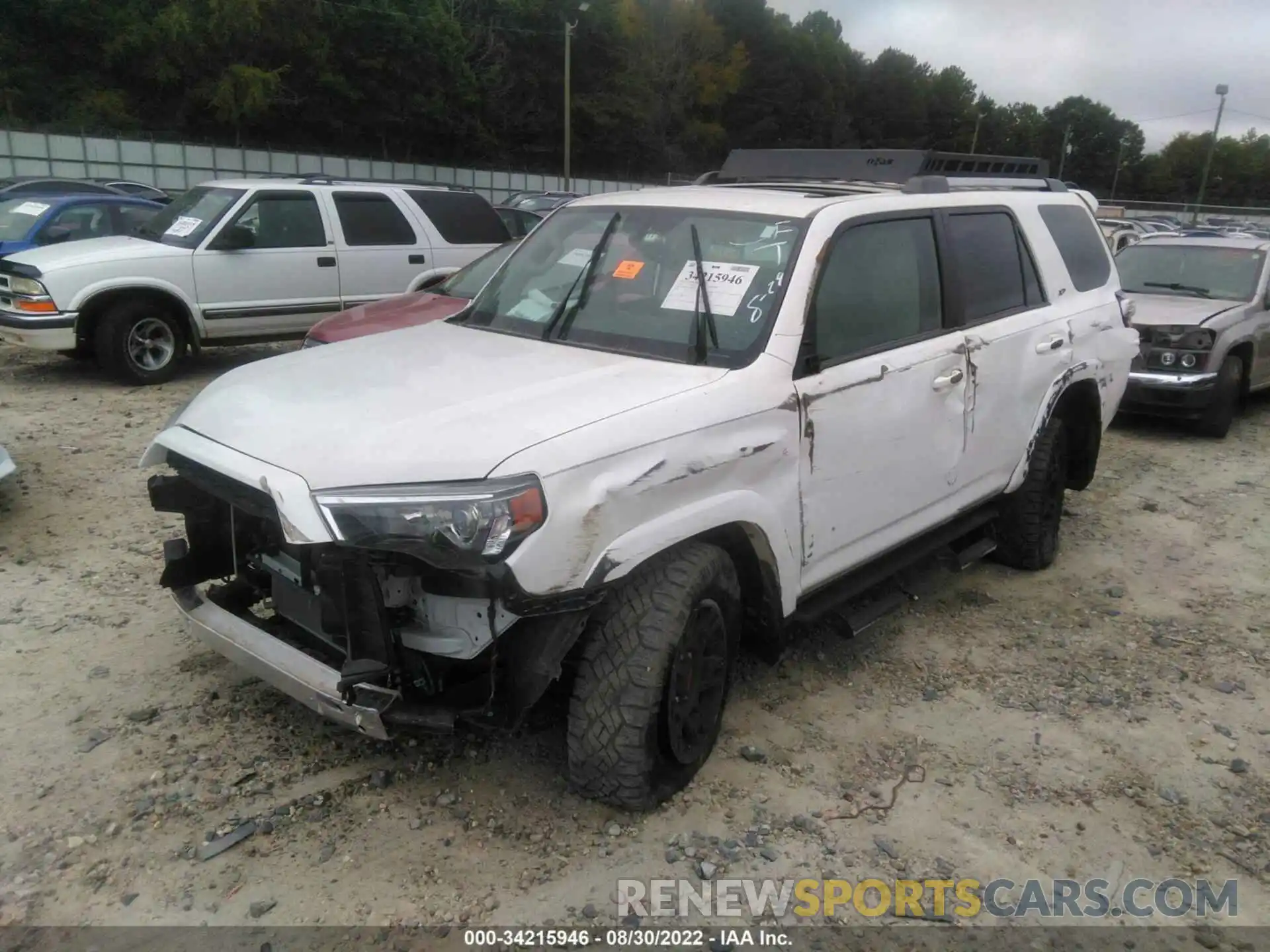 2 Photograph of a damaged car JTEBU5JR1K5620820 TOYOTA 4RUNNER 2019