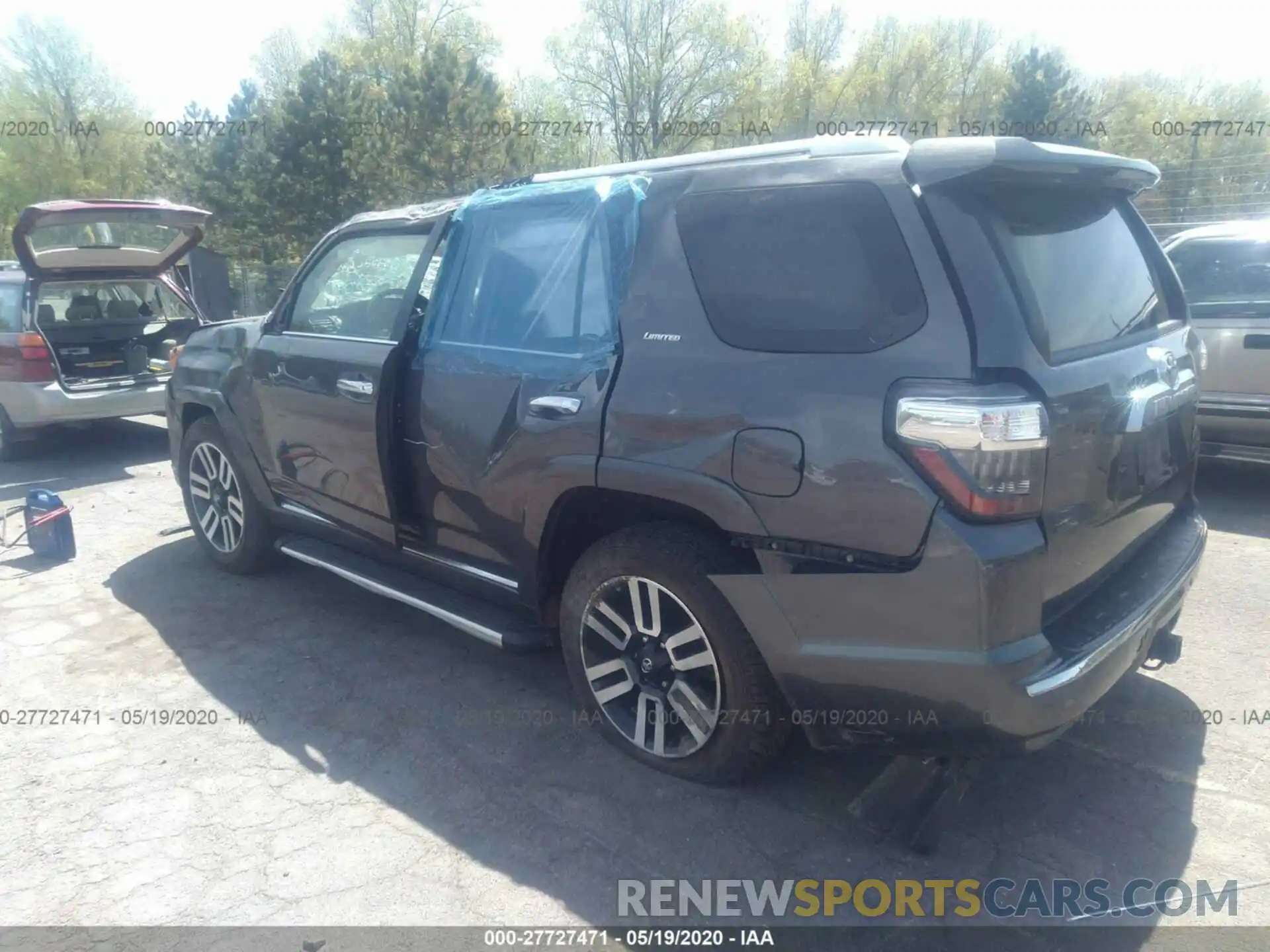 3 Фотография поврежденного автомобиля JTEBU5JR1K5622745 TOYOTA 4RUNNER 2019