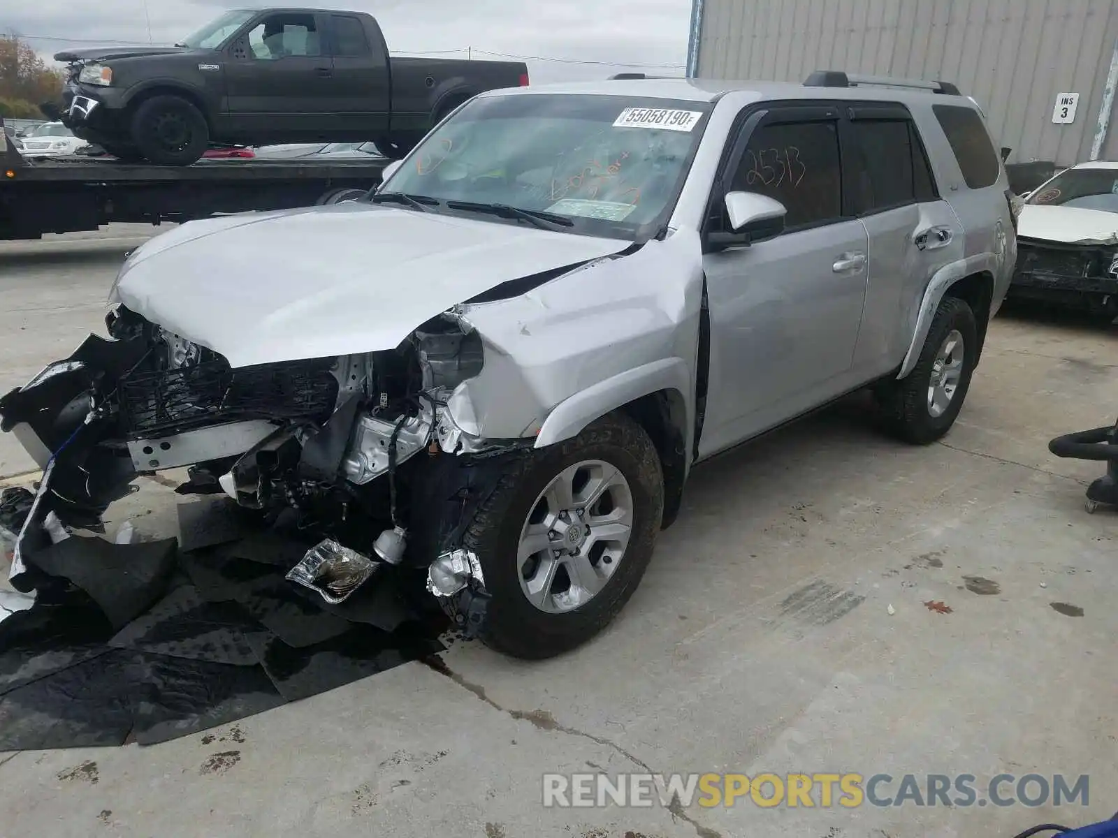 2 Photograph of a damaged car JTEBU5JR1K5628612 TOYOTA 4RUNNER 2019