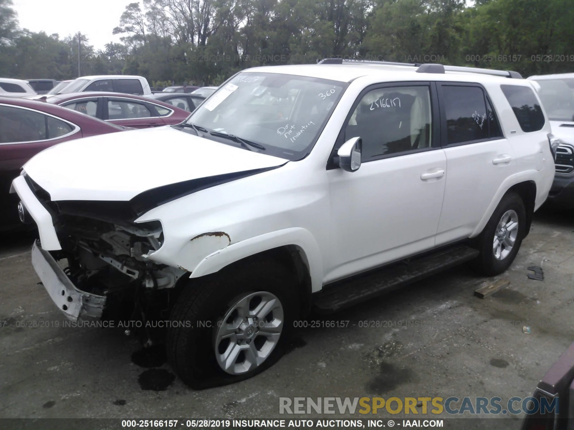 2 Photograph of a damaged car JTEBU5JR1K5633714 TOYOTA 4RUNNER 2019