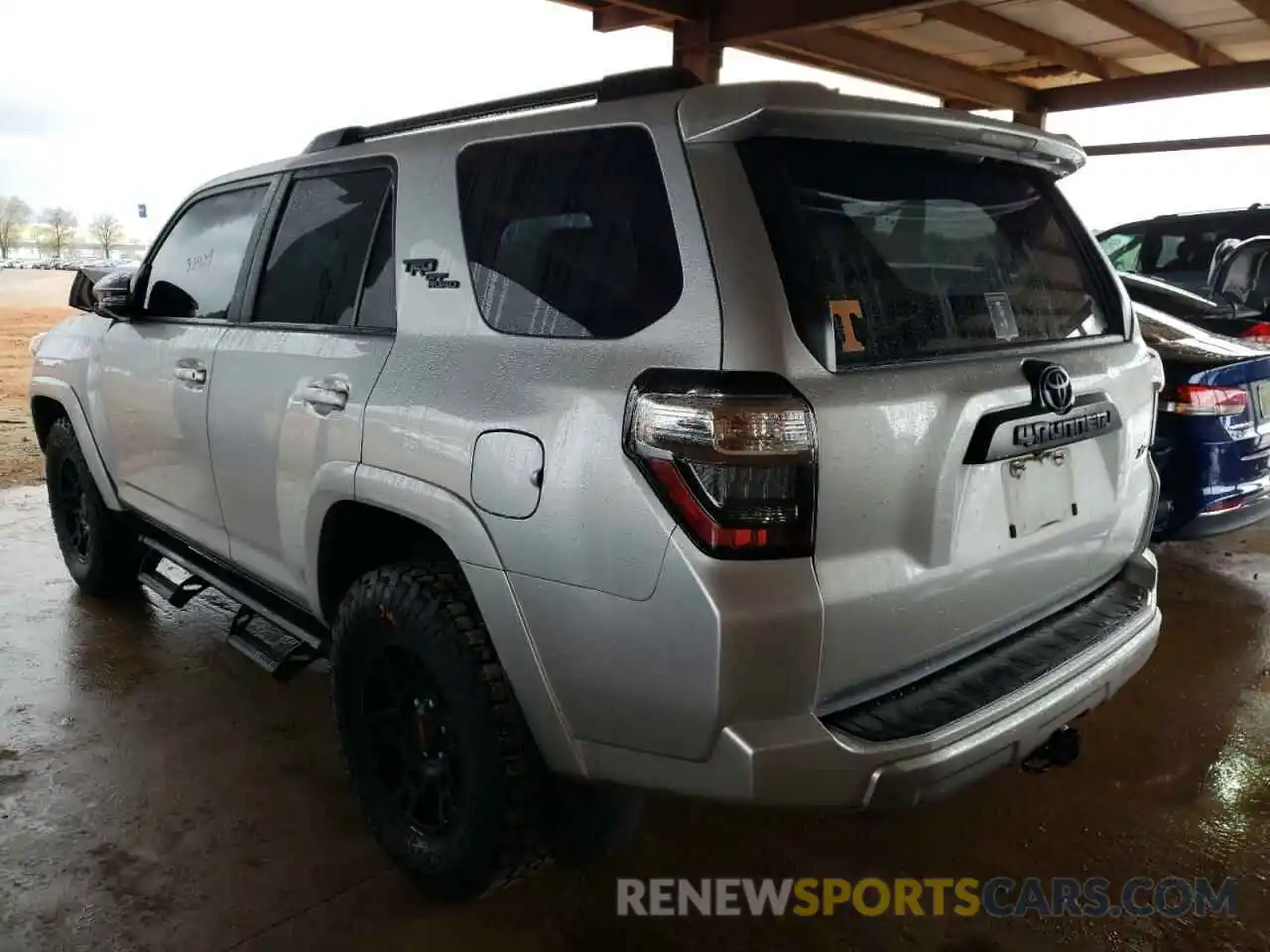 3 Фотография поврежденного автомобиля JTEBU5JR1K5634829 TOYOTA 4RUNNER 2019