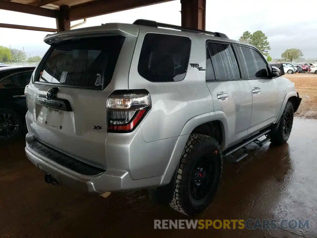 4 Фотография поврежденного автомобиля JTEBU5JR1K5634829 TOYOTA 4RUNNER 2019