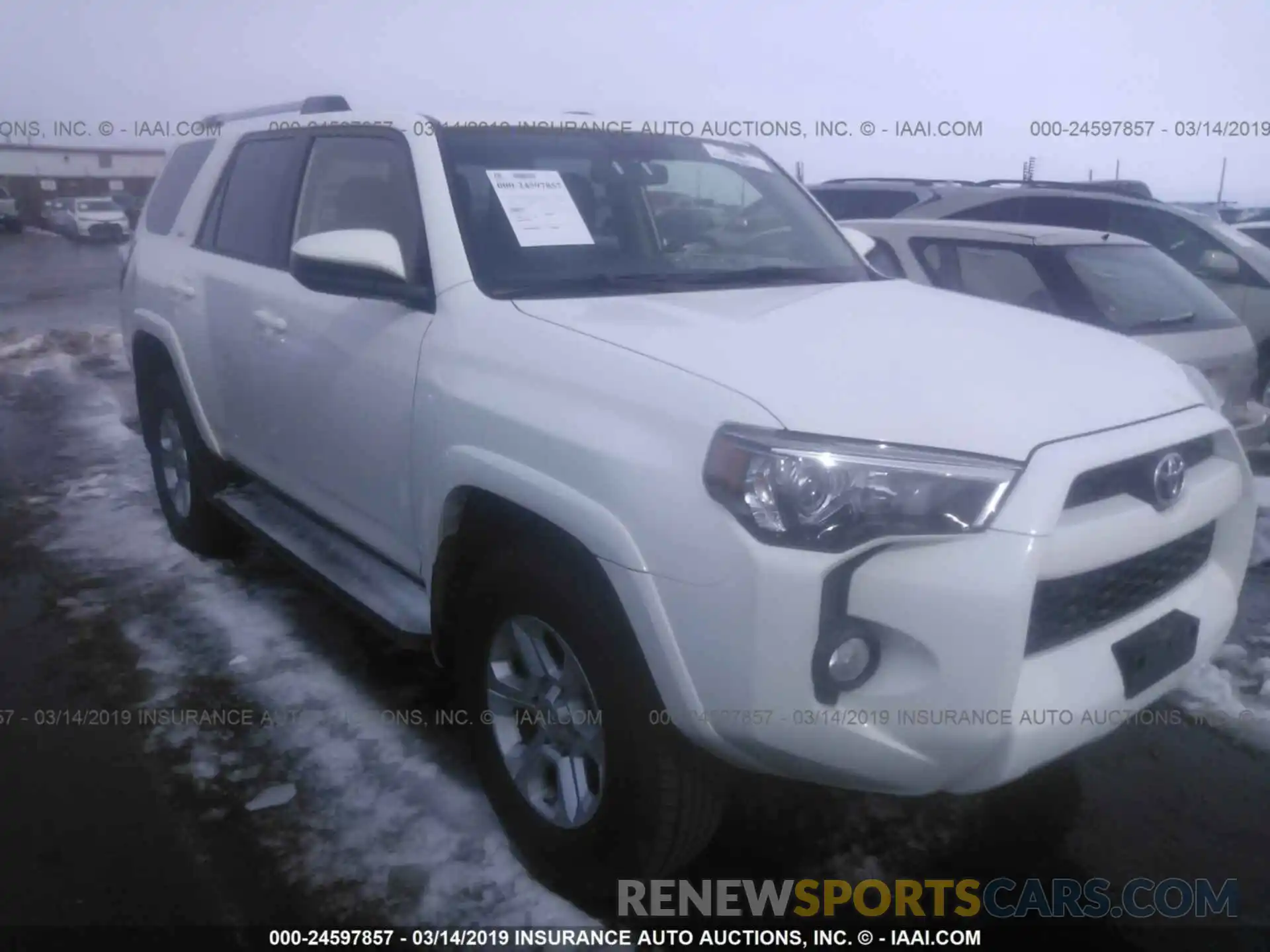 1 Photograph of a damaged car JTEBU5JR1K5635110 TOYOTA 4RUNNER 2019