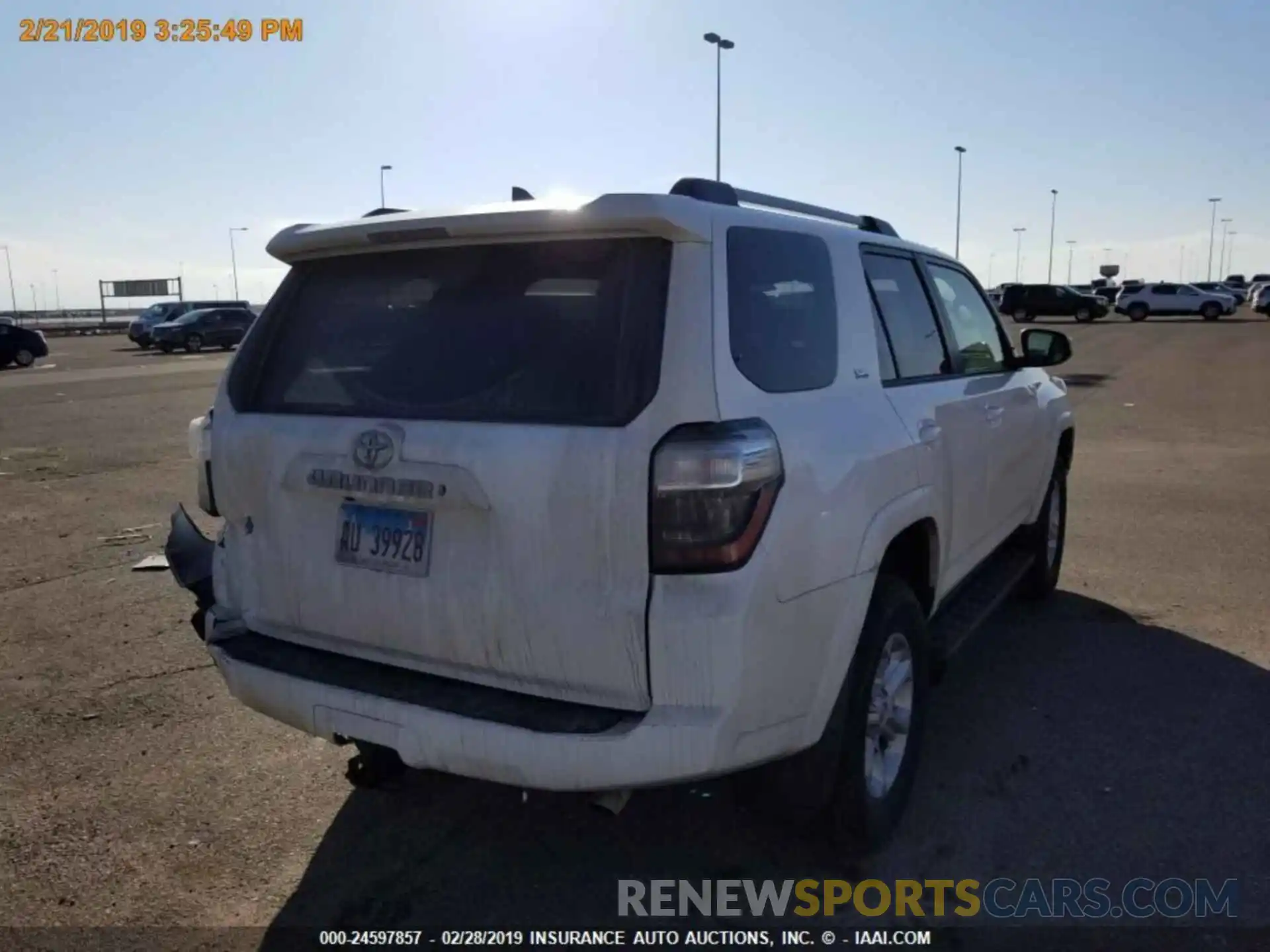 11 Photograph of a damaged car JTEBU5JR1K5635110 TOYOTA 4RUNNER 2019