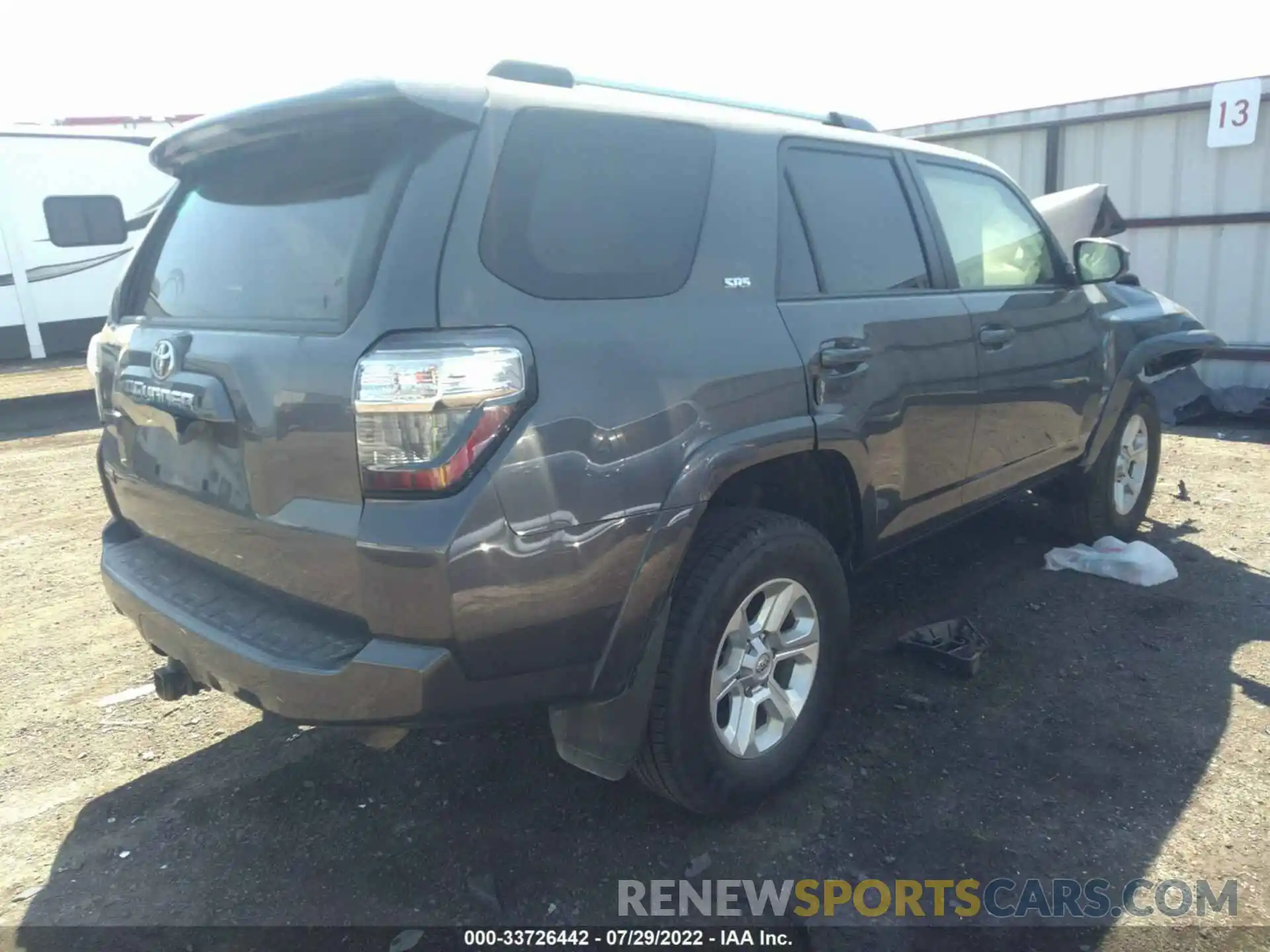 4 Photograph of a damaged car JTEBU5JR1K5636676 TOYOTA 4RUNNER 2019