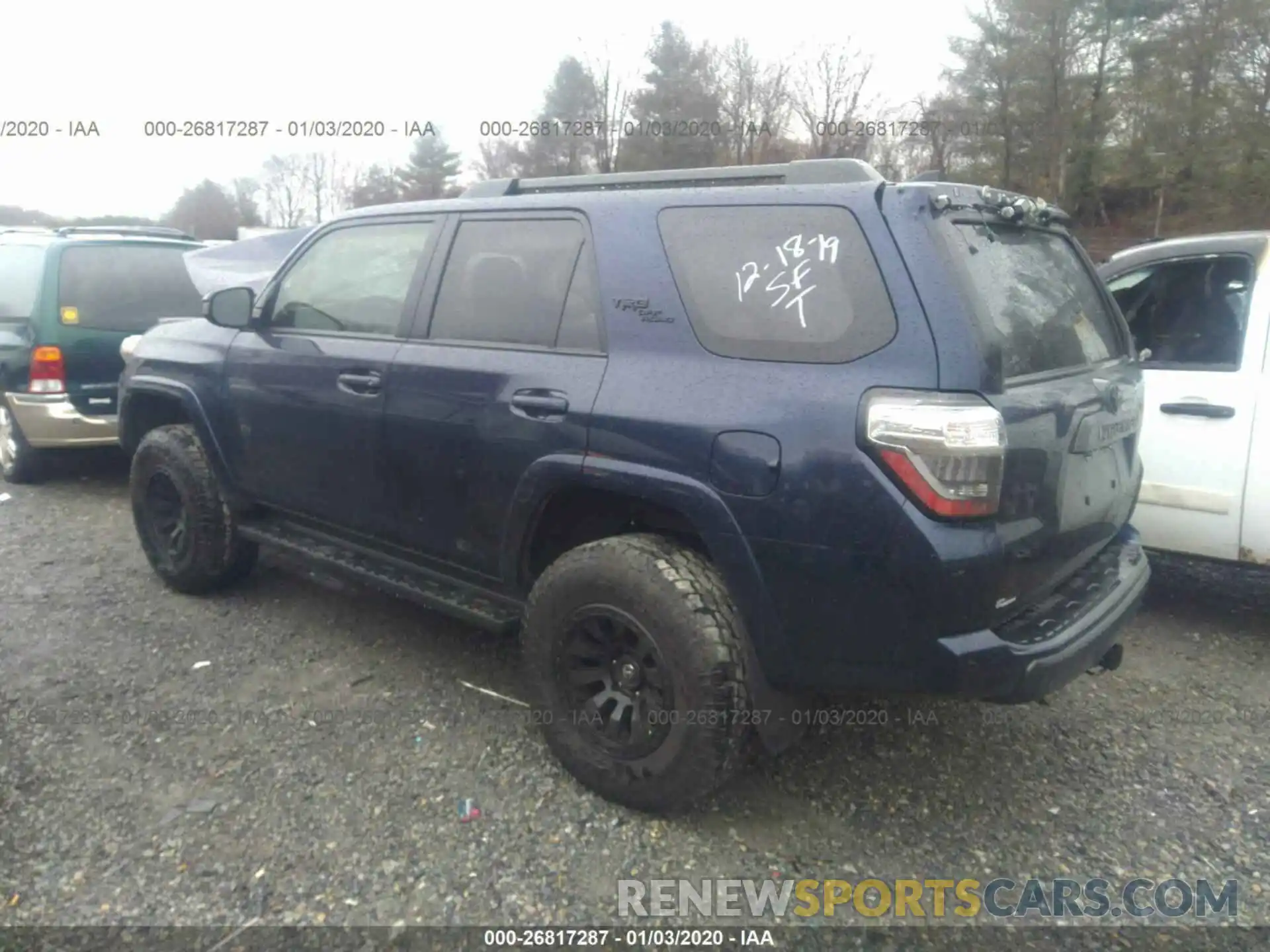 3 Фотография поврежденного автомобиля JTEBU5JR1K5639626 TOYOTA 4RUNNER 2019