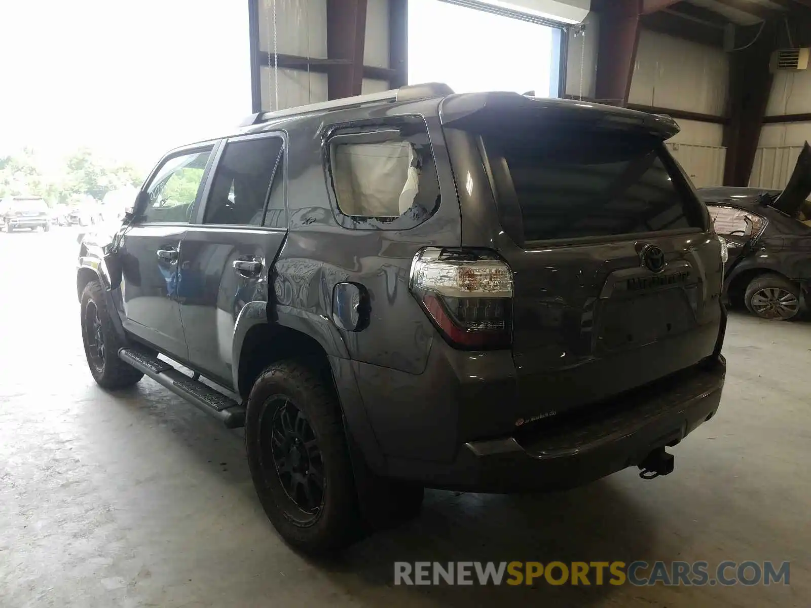 3 Фотография поврежденного автомобиля JTEBU5JR1K5640730 TOYOTA 4RUNNER 2019