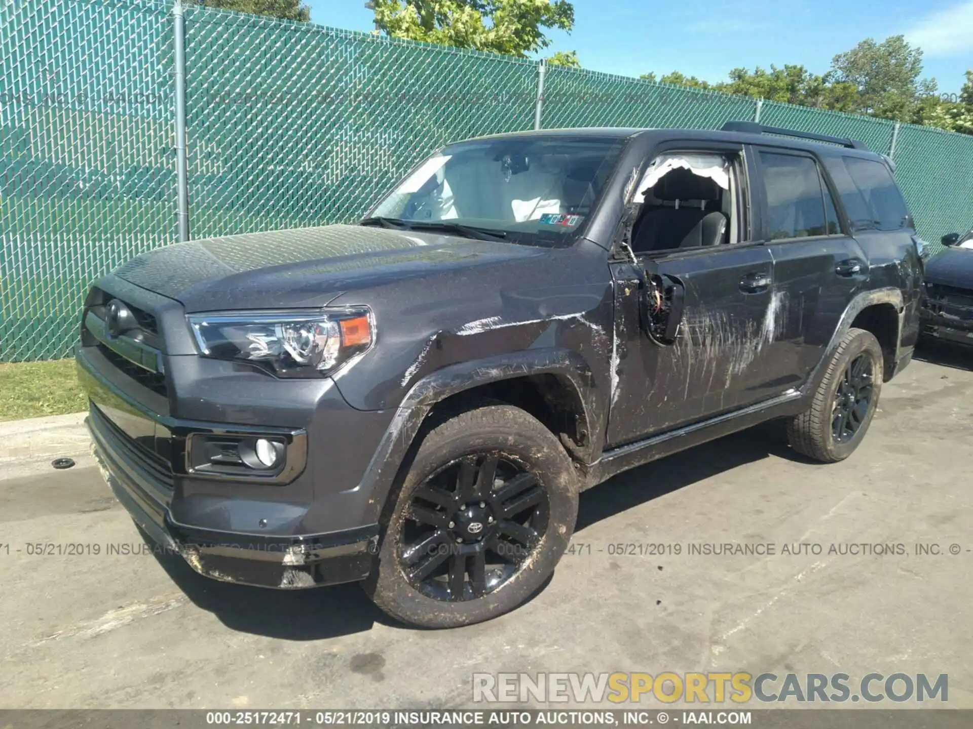 2 Photograph of a damaged car JTEBU5JR1K5643644 TOYOTA 4RUNNER 2019