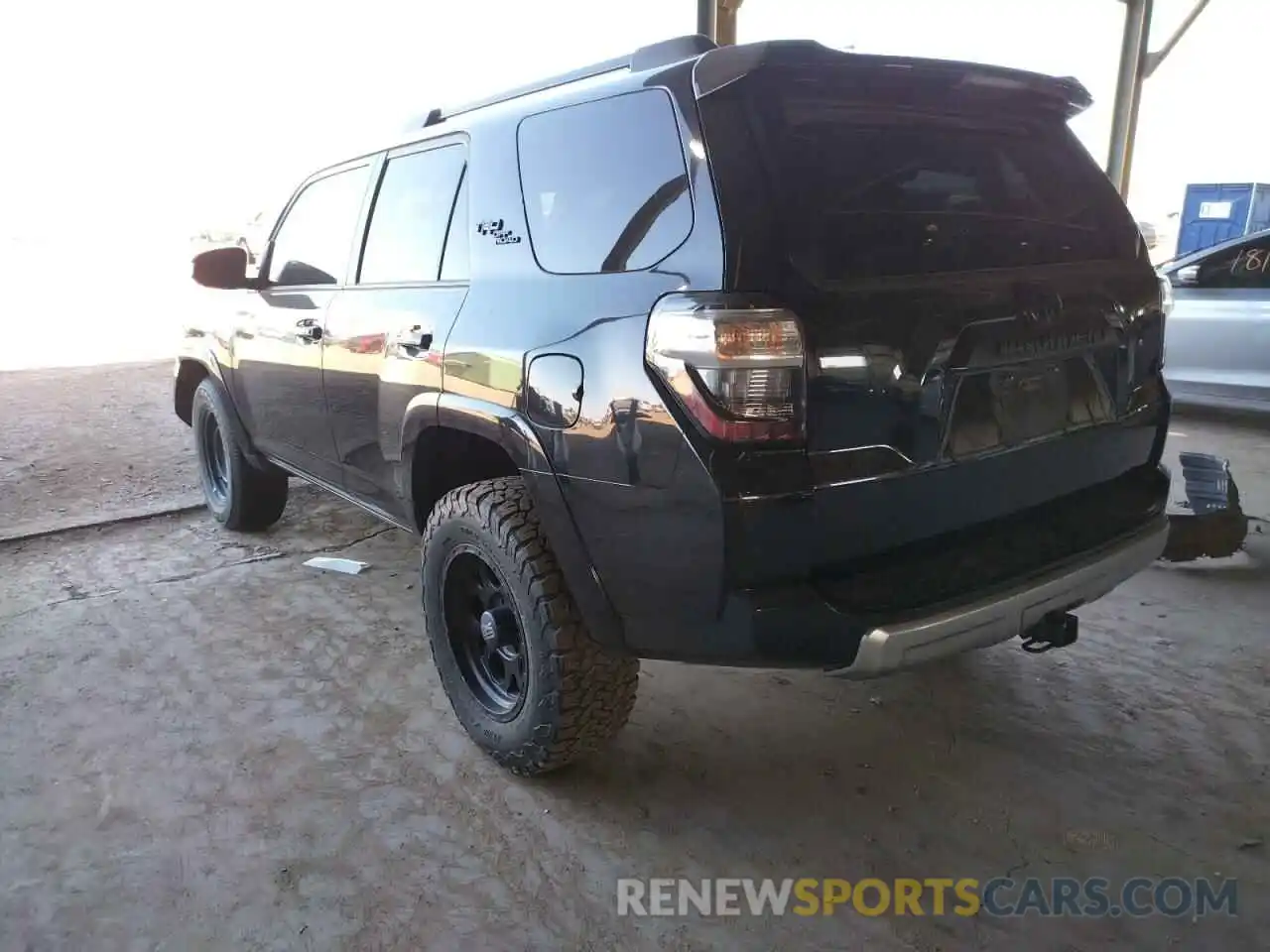 3 Photograph of a damaged car JTEBU5JR1K5643918 TOYOTA 4RUNNER 2019