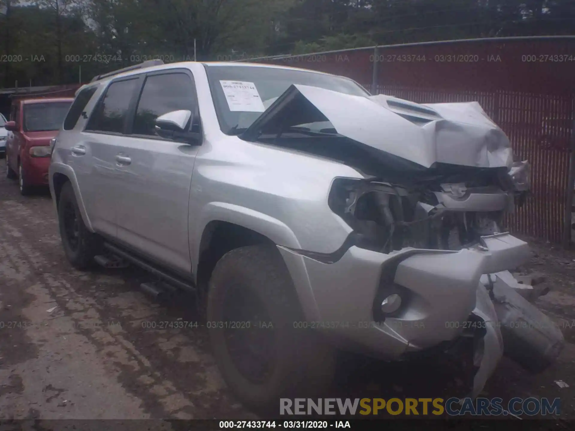 1 Photograph of a damaged car JTEBU5JR1K5647211 TOYOTA 4RUNNER 2019