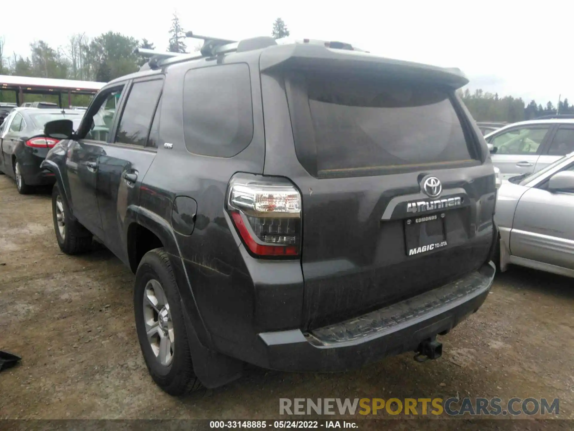 3 Фотография поврежденного автомобиля JTEBU5JR1K5655406 TOYOTA 4RUNNER 2019