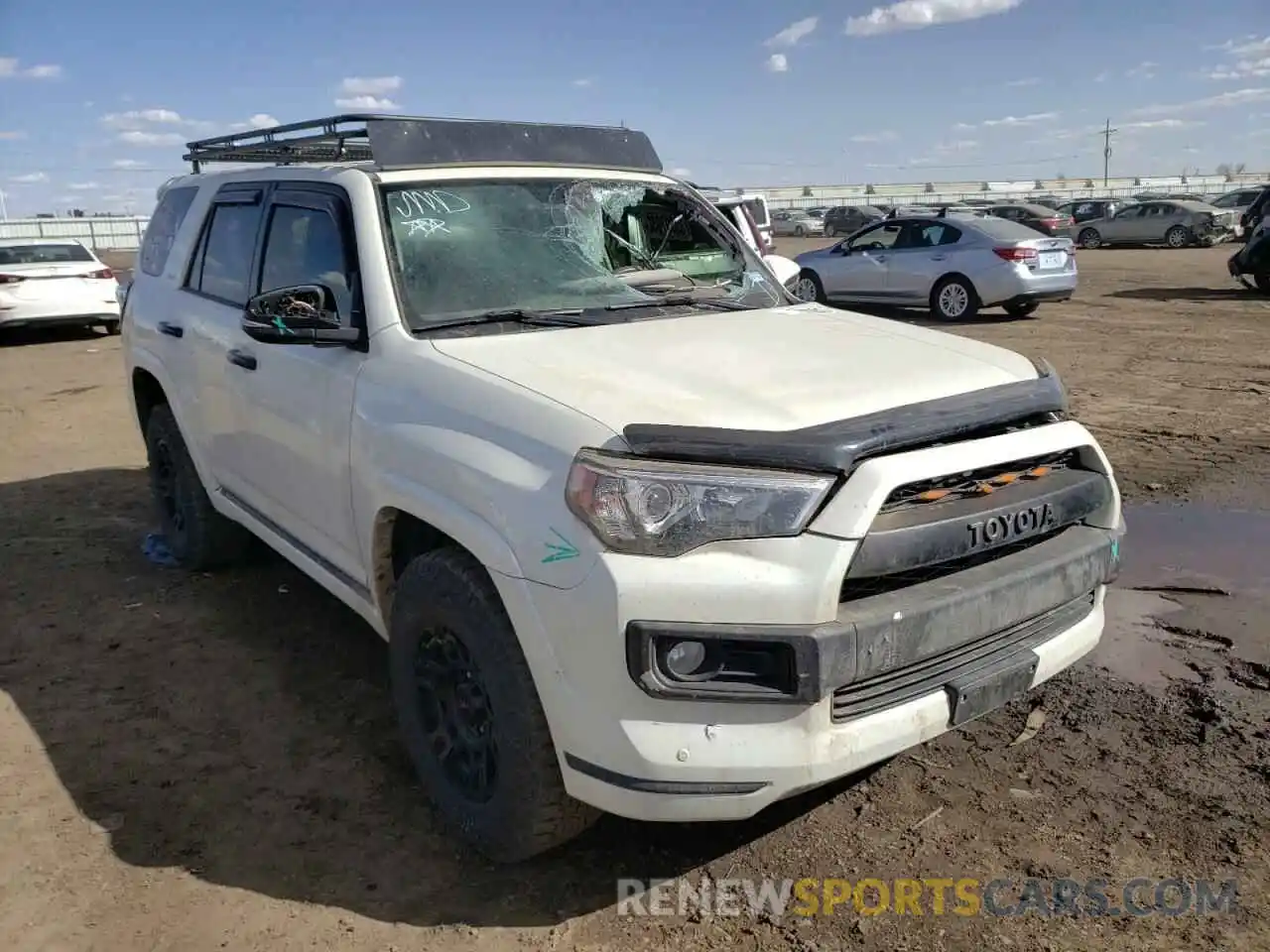 1 Фотография поврежденного автомобиля JTEBU5JR1K5657334 TOYOTA 4RUNNER 2019