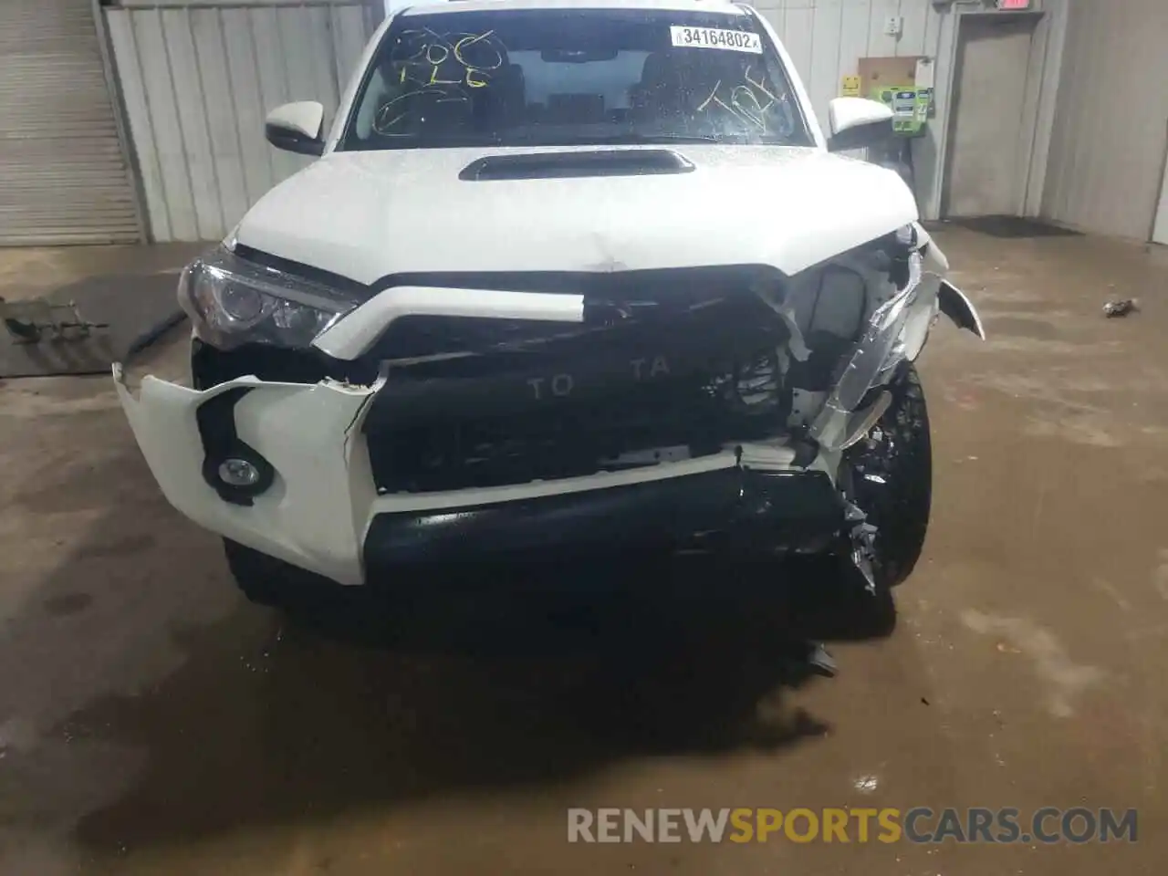 9 Photograph of a damaged car JTEBU5JR1K5658631 TOYOTA 4RUNNER 2019