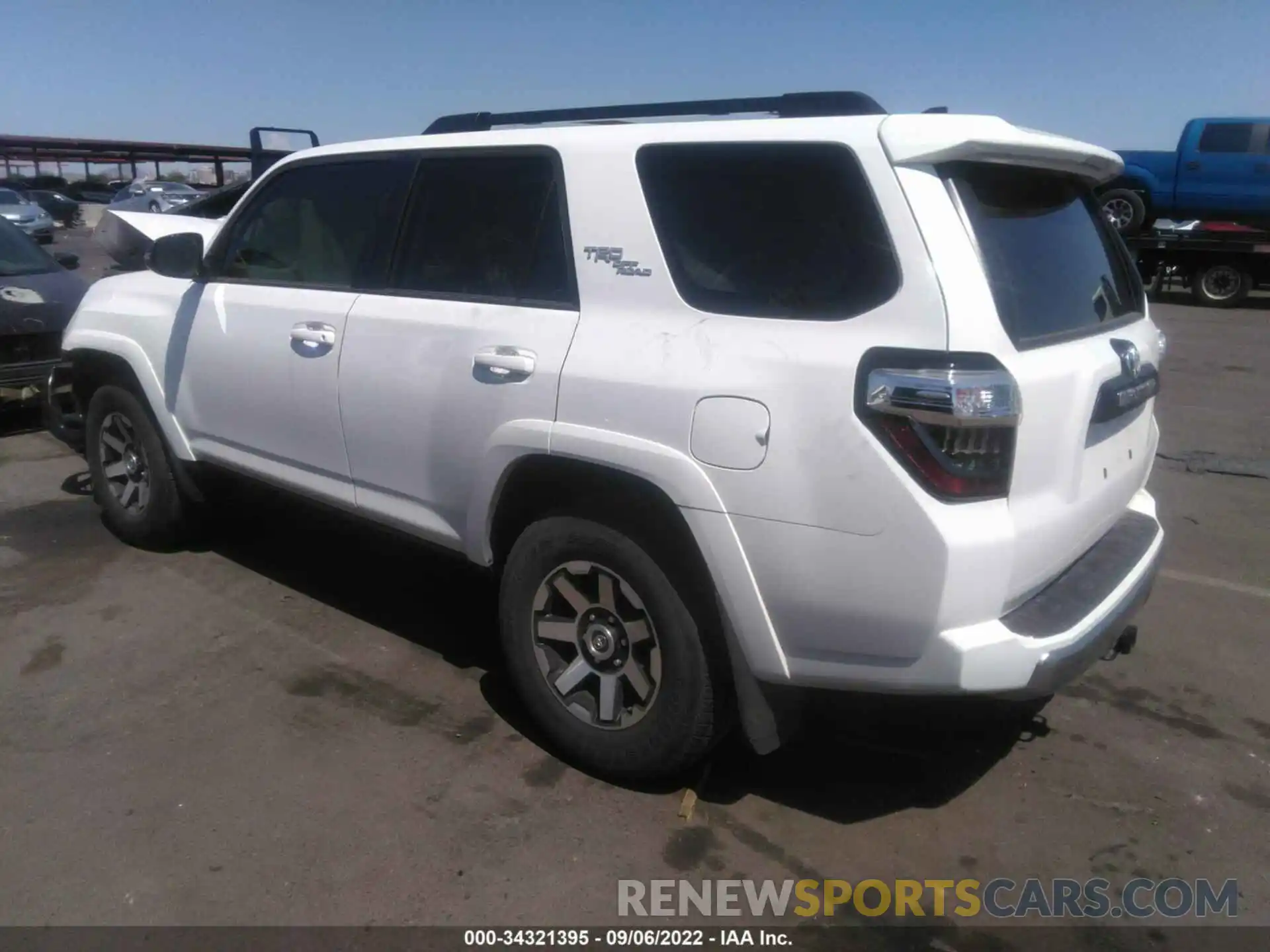 3 Photograph of a damaged car JTEBU5JR1K5662873 TOYOTA 4RUNNER 2019