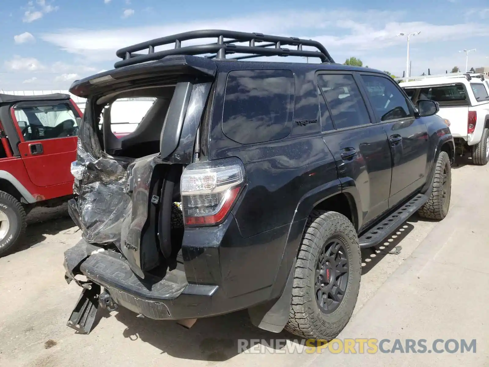 4 Фотография поврежденного автомобиля JTEBU5JR1K5663151 TOYOTA 4RUNNER 2019