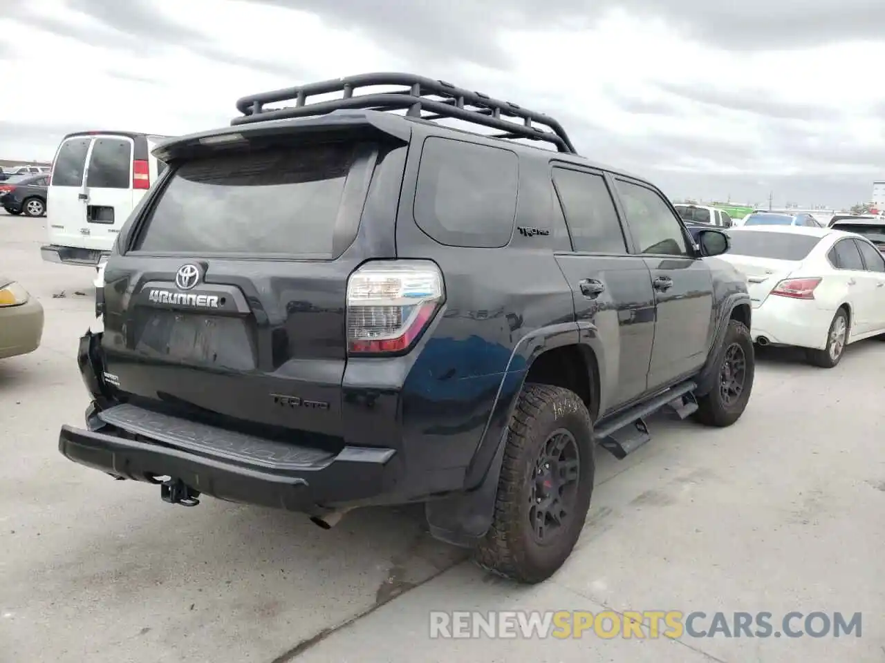 4 Фотография поврежденного автомобиля JTEBU5JR1K5667829 TOYOTA 4RUNNER 2019