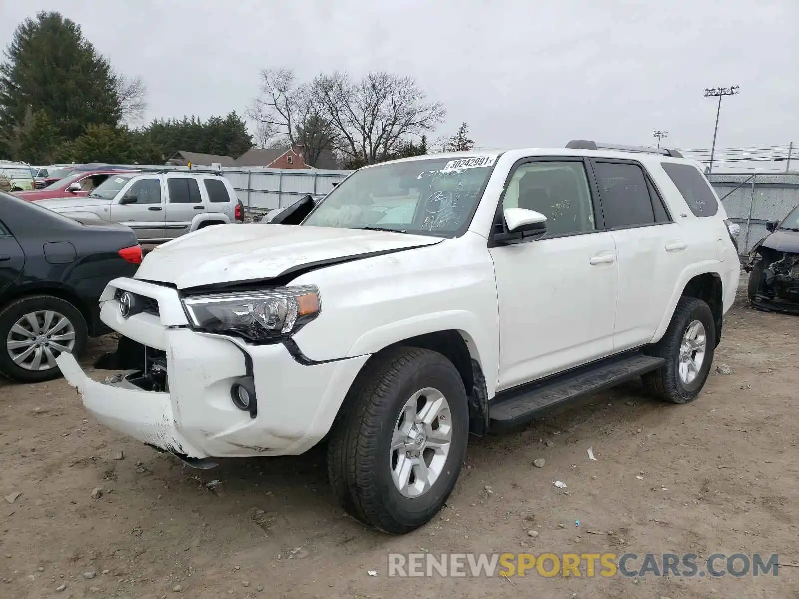 2 Photograph of a damaged car JTEBU5JR1K5671735 TOYOTA 4RUNNER 2019