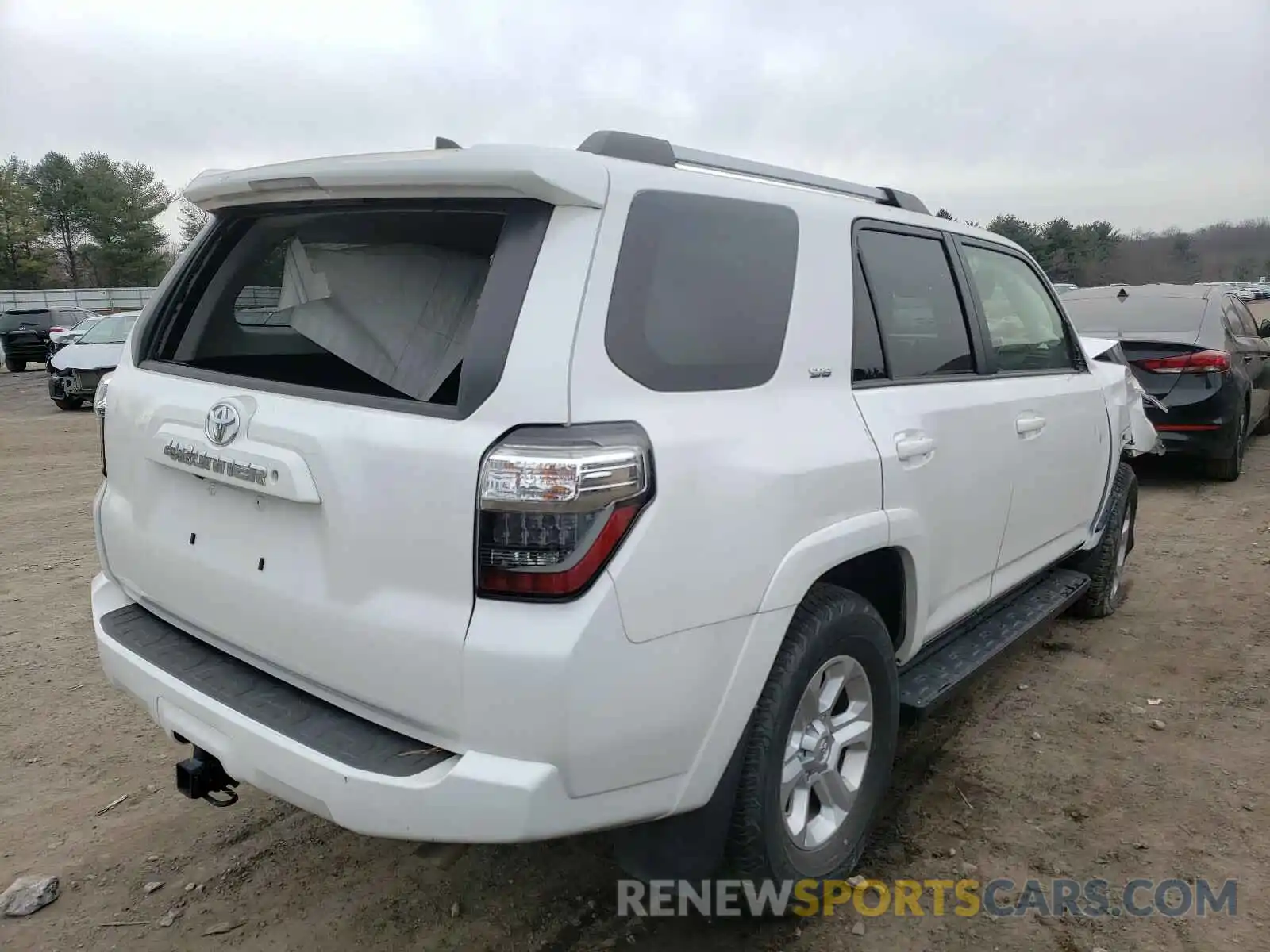 4 Фотография поврежденного автомобиля JTEBU5JR1K5671735 TOYOTA 4RUNNER 2019