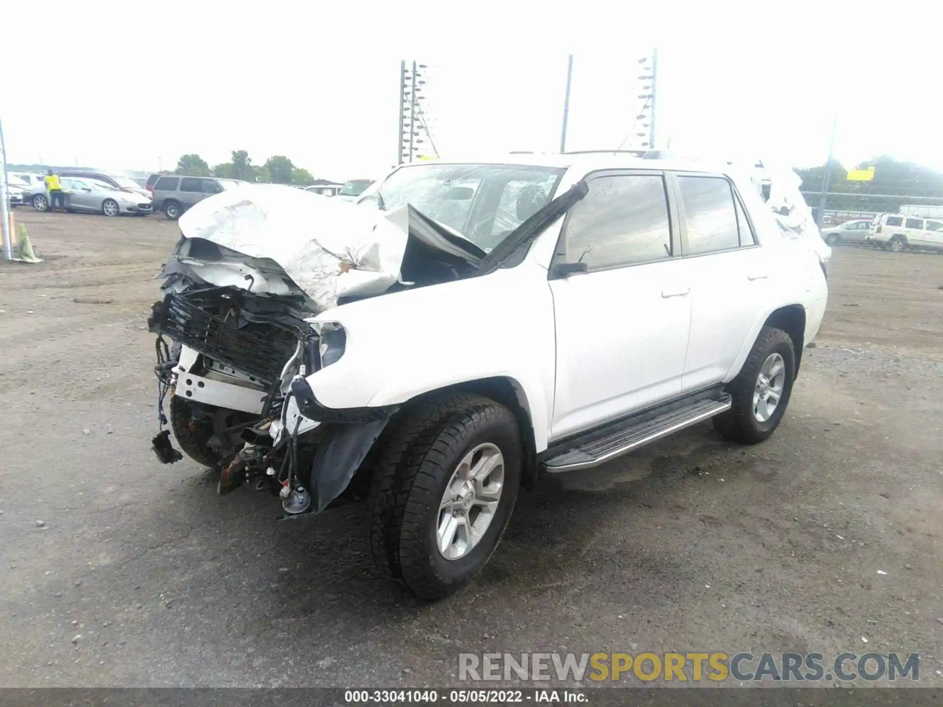 2 Photograph of a damaged car JTEBU5JR1K5674277 TOYOTA 4RUNNER 2019